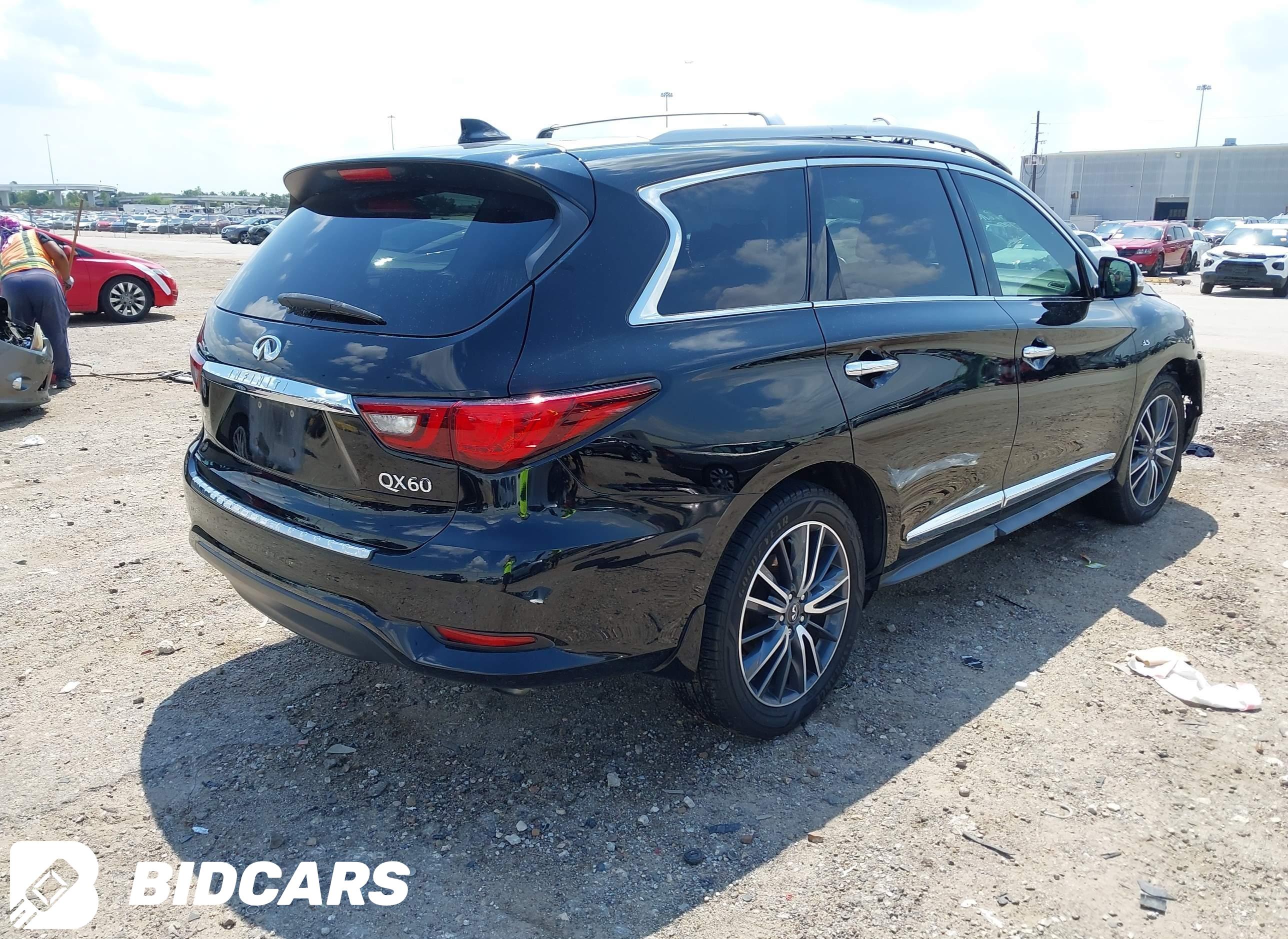 2020 Infiniti QX60, Luxe