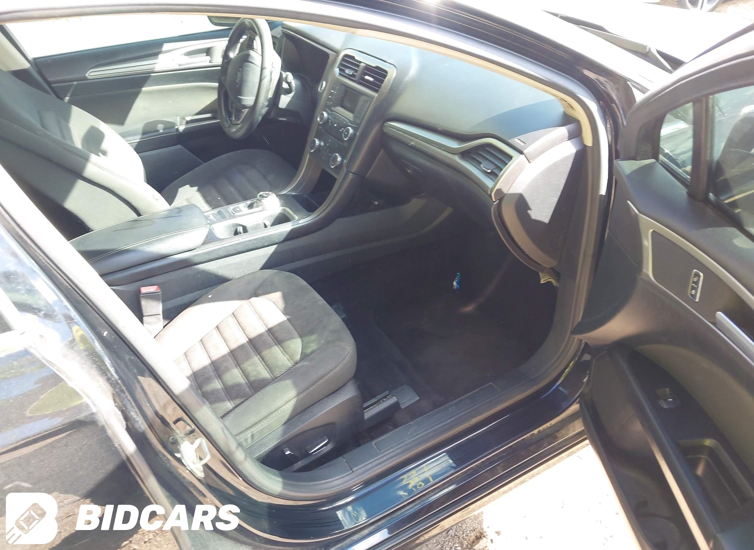 2017 Ford Fusion, SE