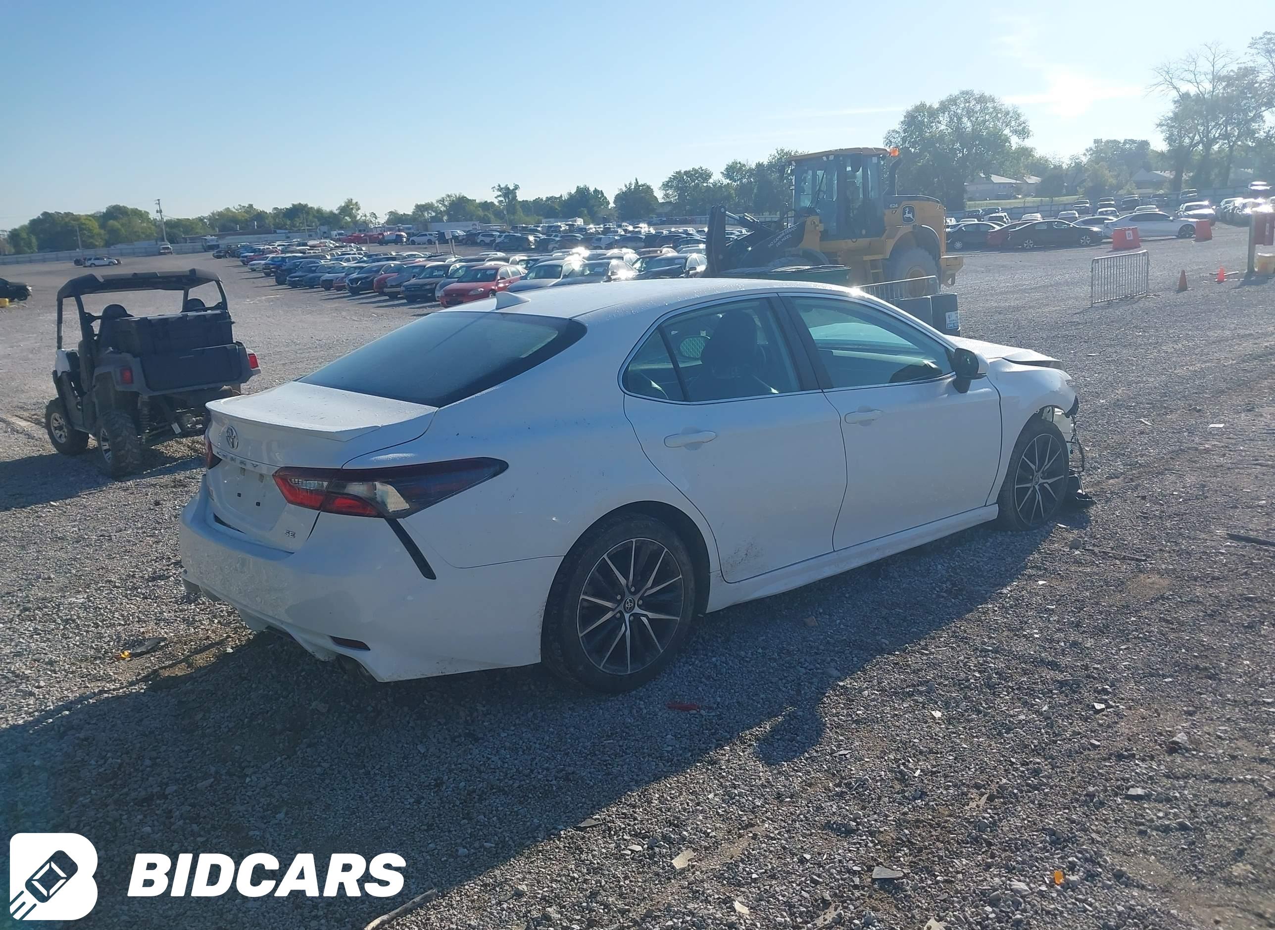 2023 Toyota Camry, SE