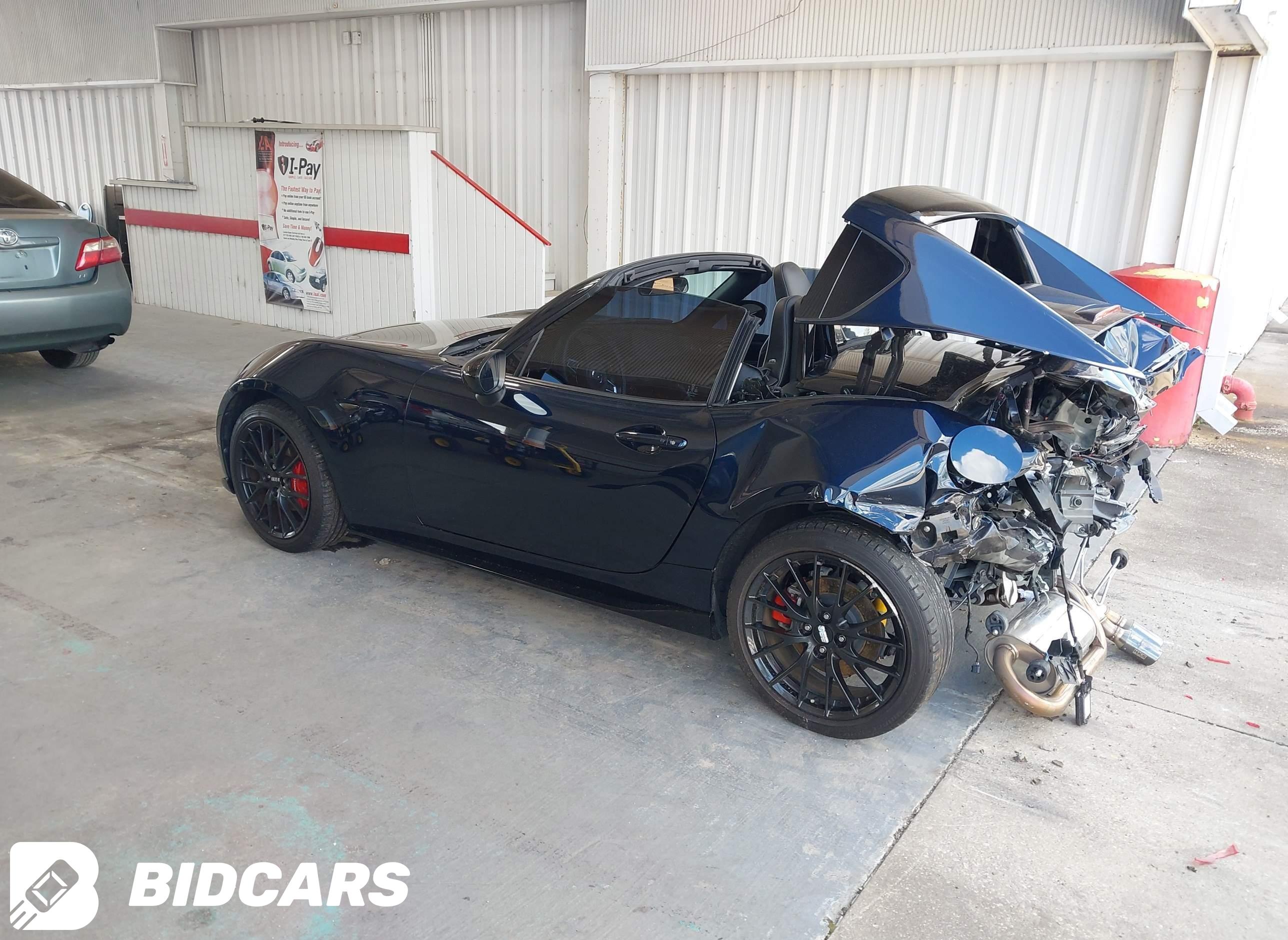 2023 Mazda MX-5, Miata RF Club