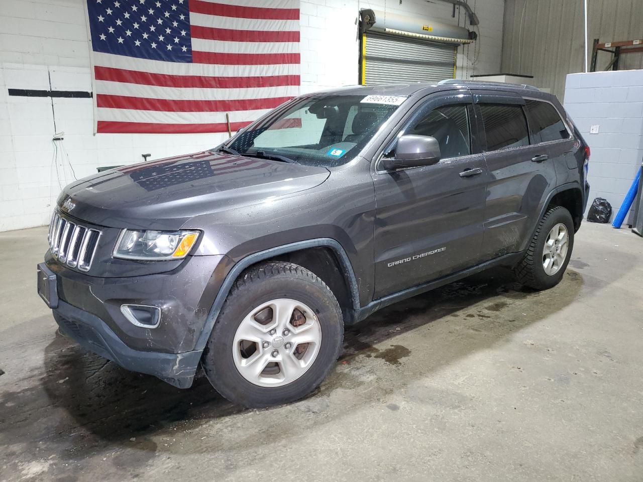 2015 Jeep Grand Cherokee, Laredo