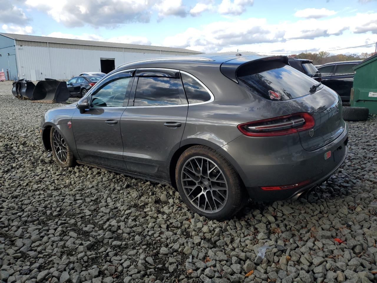 2015 Porsche Macan, S