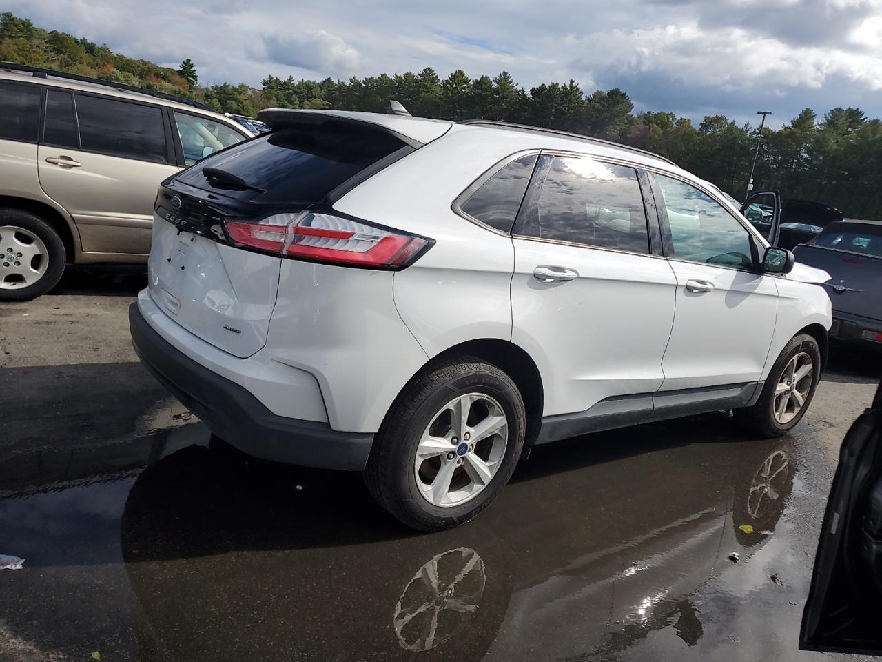 2021 Ford Edge, SE