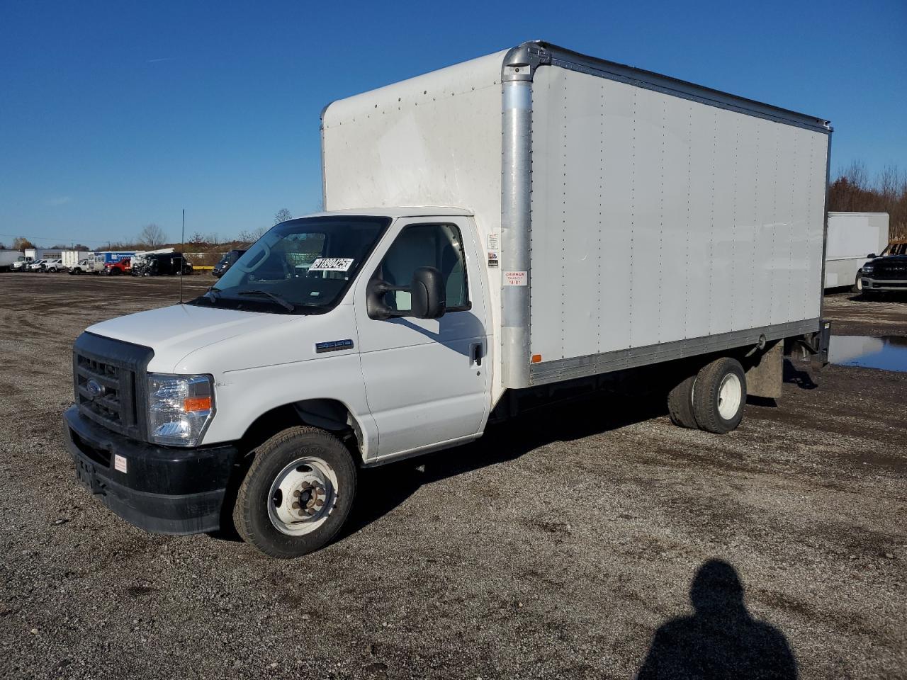 2024 Ford Econoline, E350 Sup...