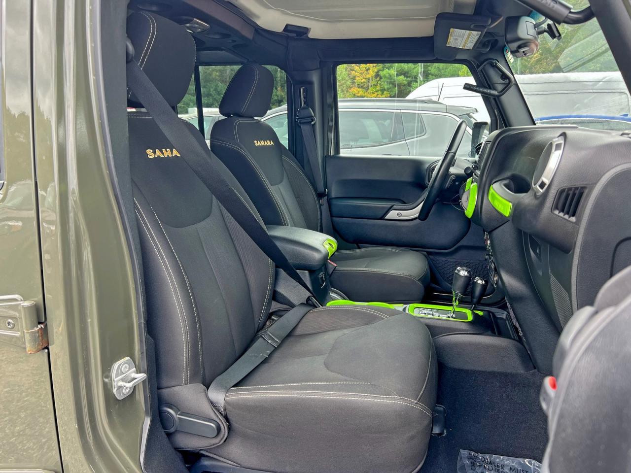 2015 Jeep Wrangler, Sahara