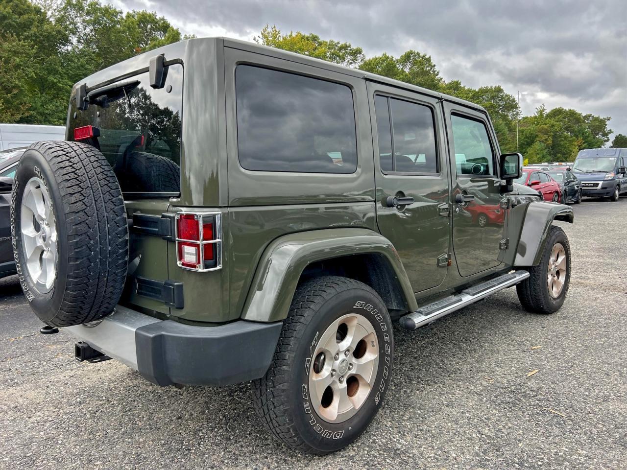 2015 Jeep Wrangler, Sahara