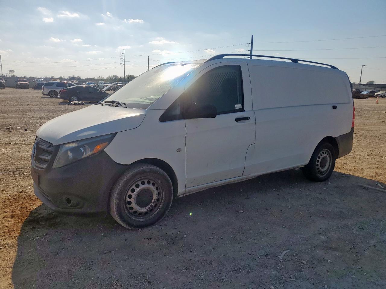 2016 Mercedes-Benz Metris
