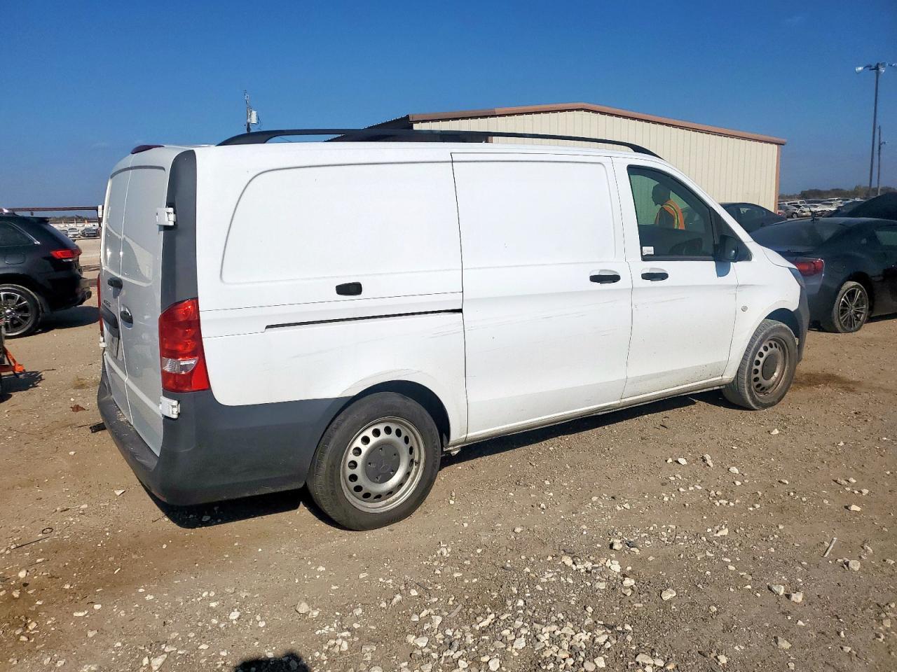 2016 Mercedes-Benz Metris