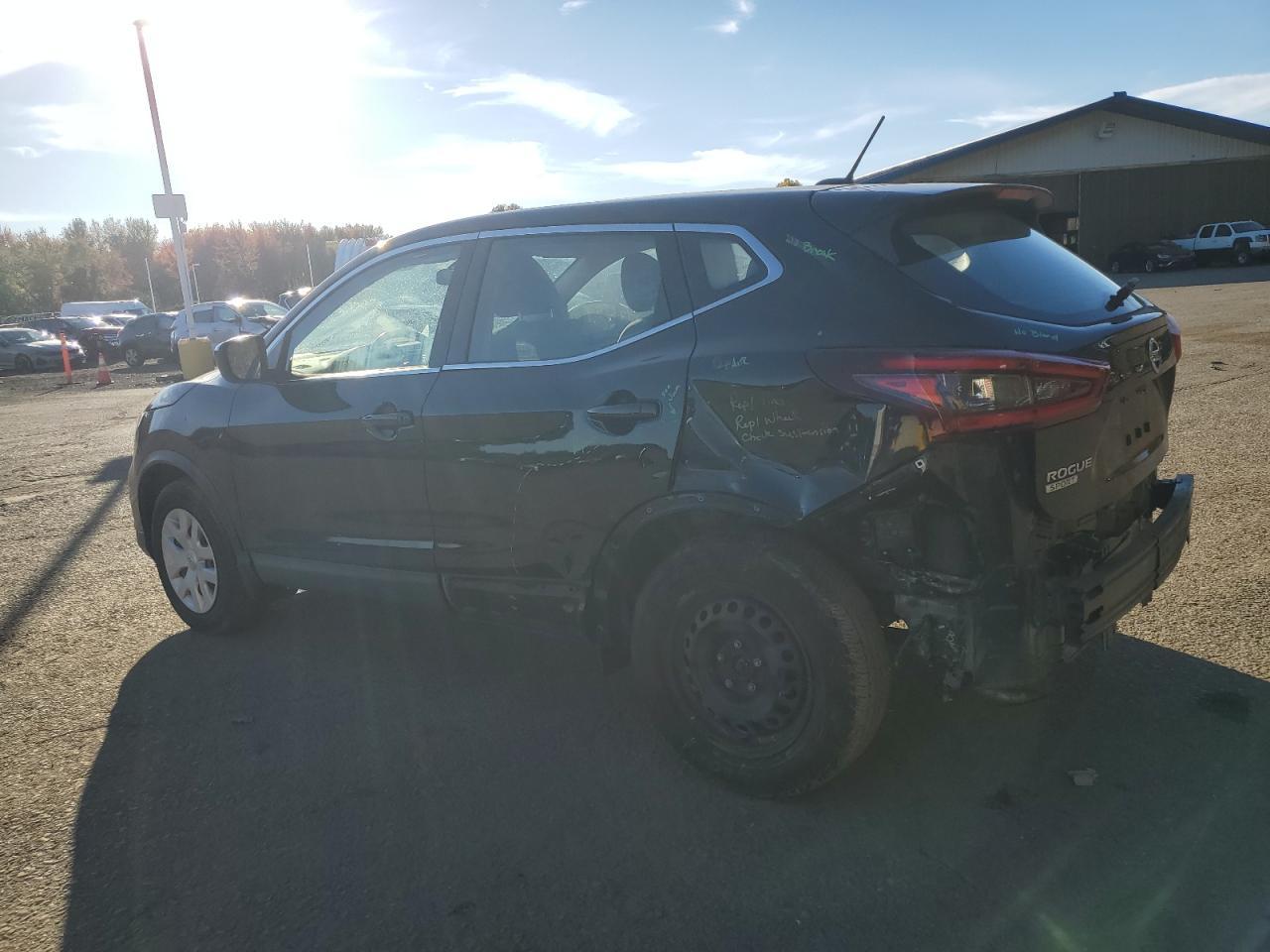 2020 Nissan Rogue, S