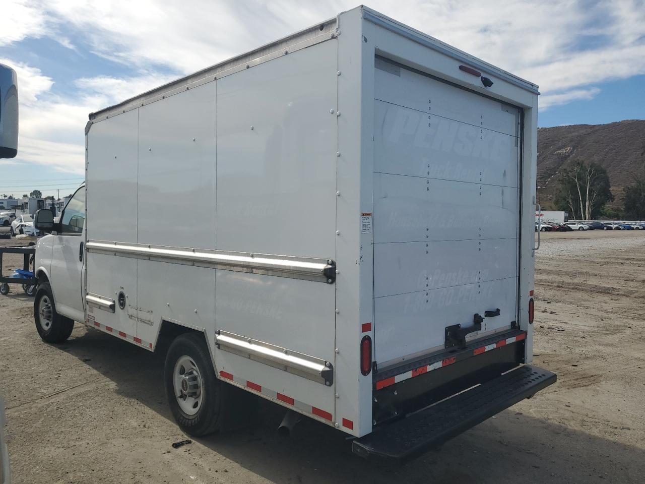 2021 GMC Savana, Cutaway G3500