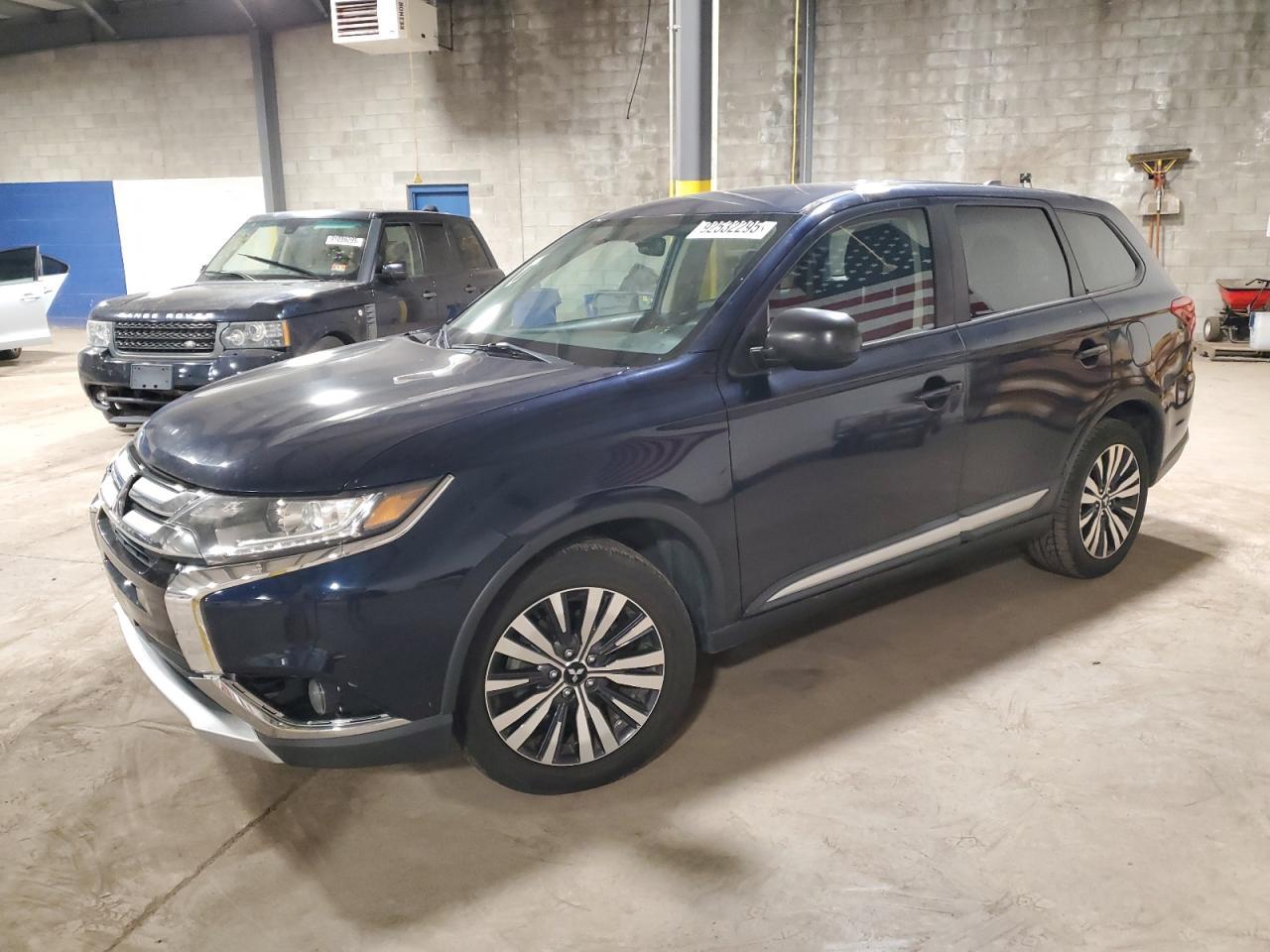 2018 Mitsubishi Outlander, ES