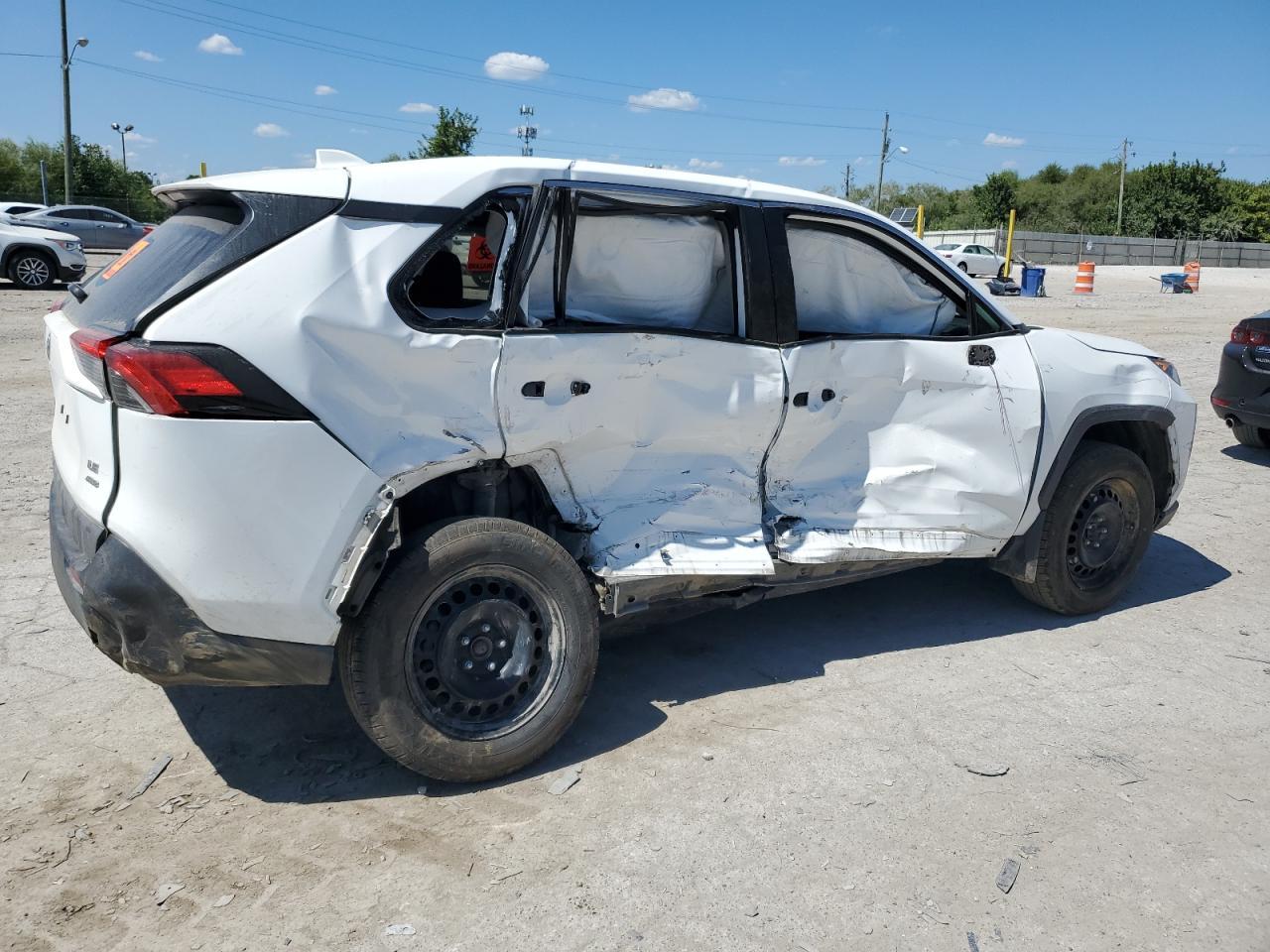 2022 Toyota RAV4, LE