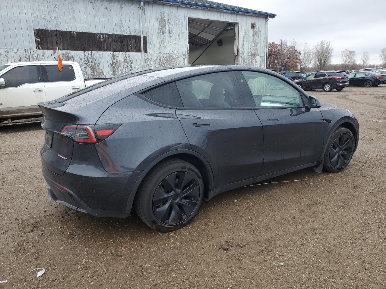2025 Tesla MODEL Y