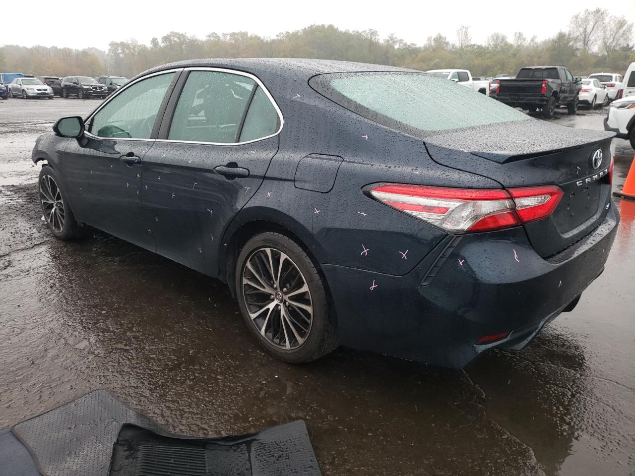 2018 Toyota Camry, L