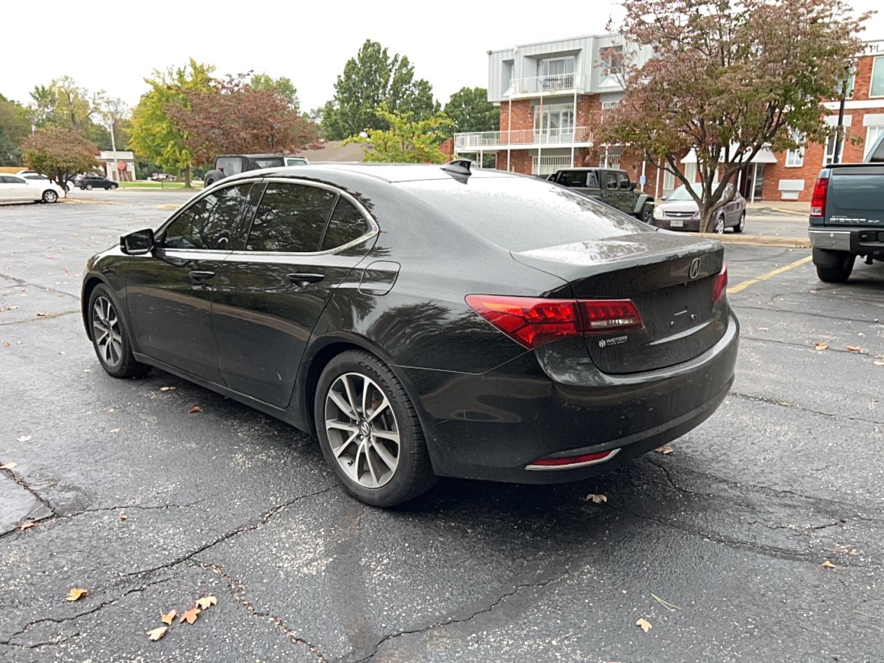 2015 Acura TLX, Tech