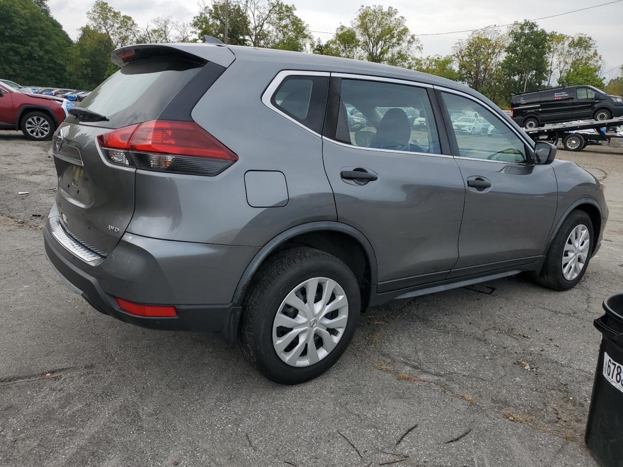 2018 Nissan Rogue, S