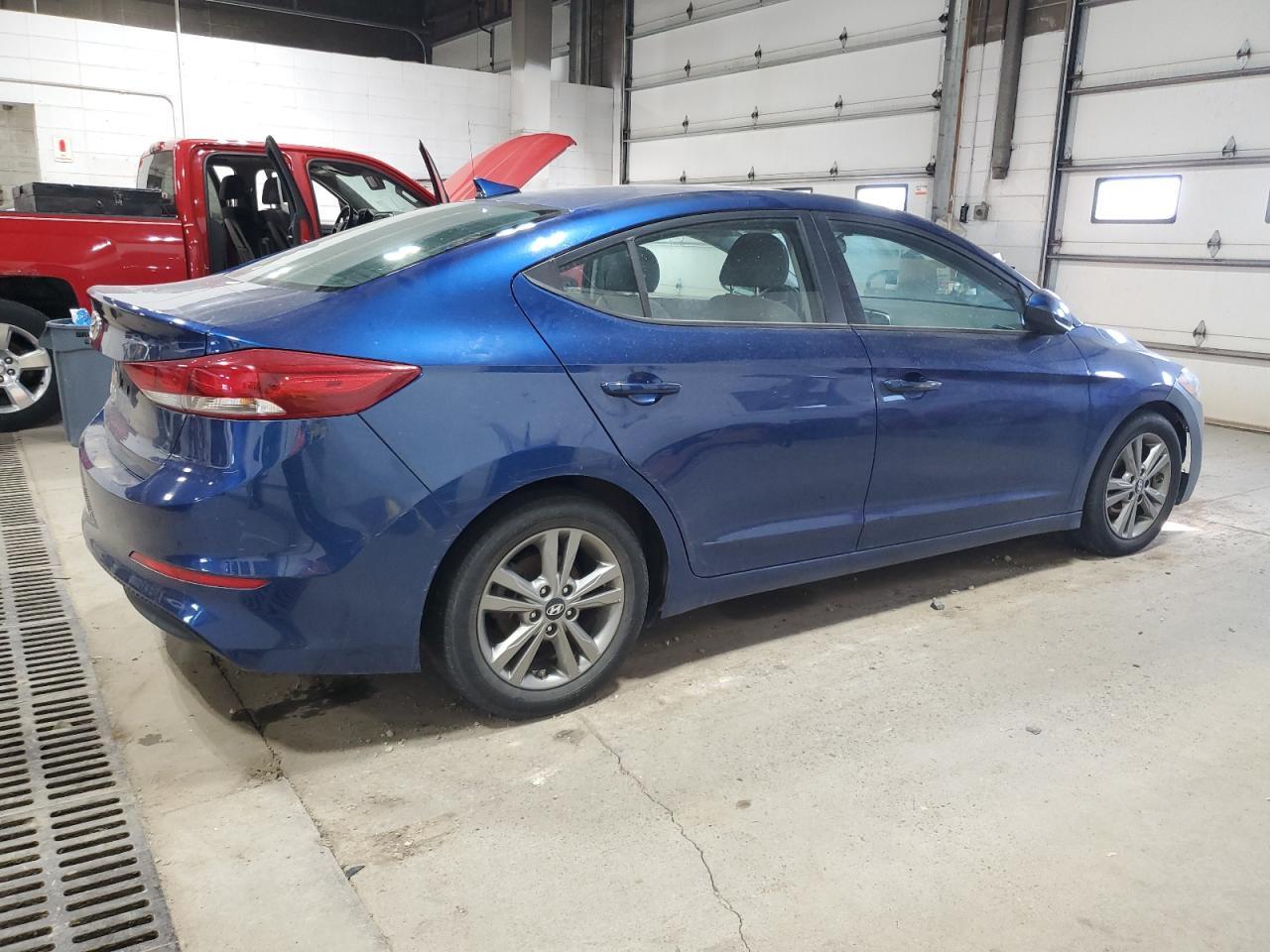 2018 Hyundai Elantra, Sel
