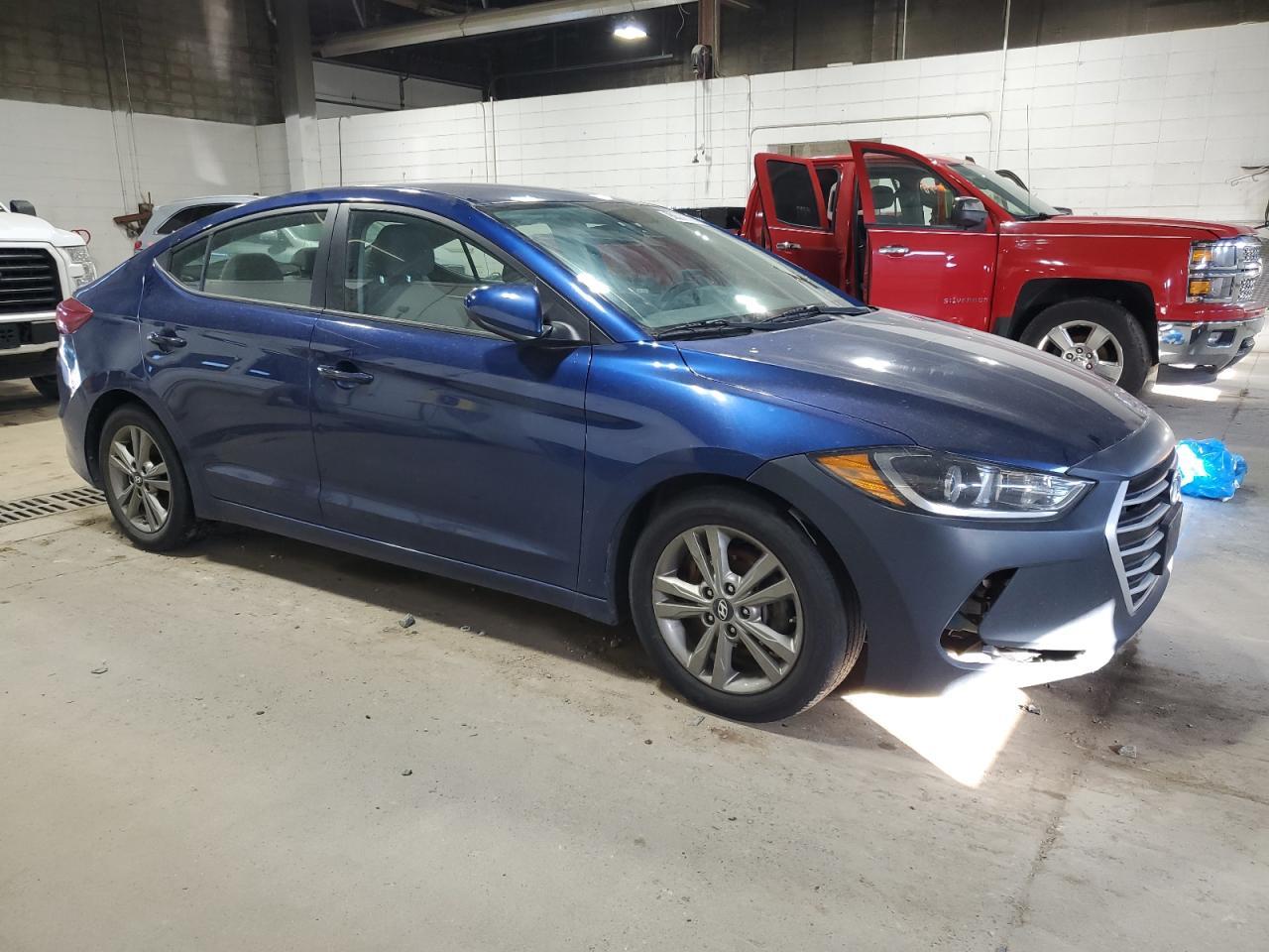 2018 Hyundai Elantra, Sel