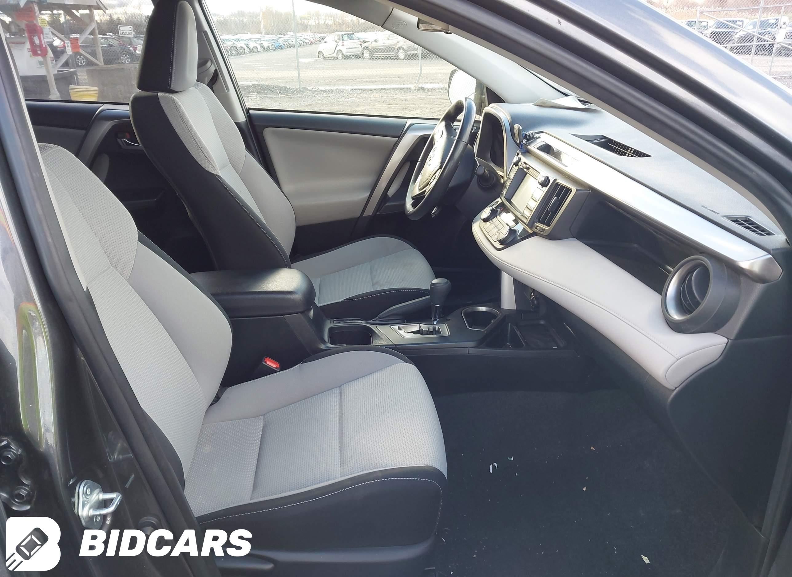 2018 Toyota RAV4, Xle