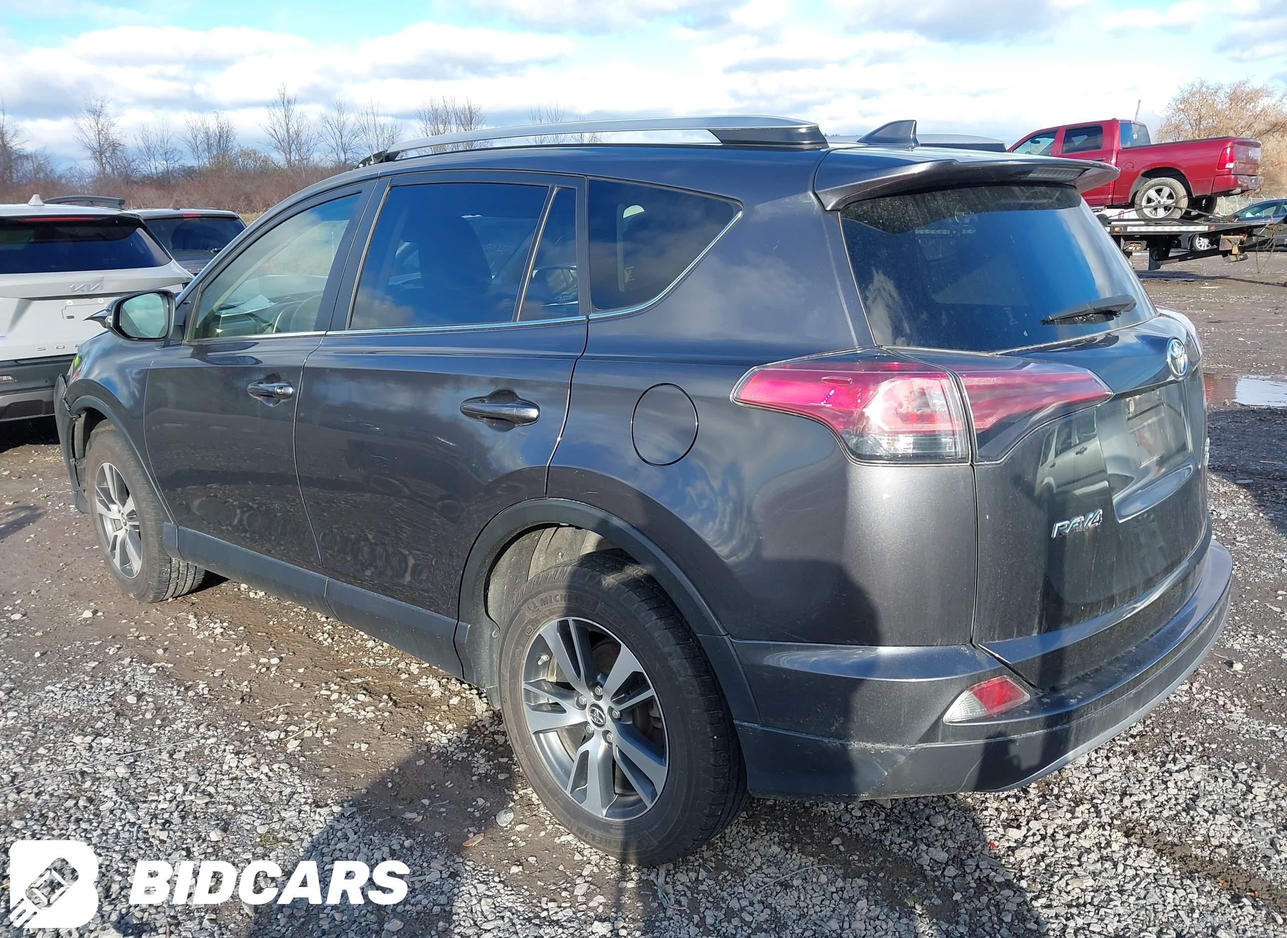 2018 Toyota RAV4, Xle
