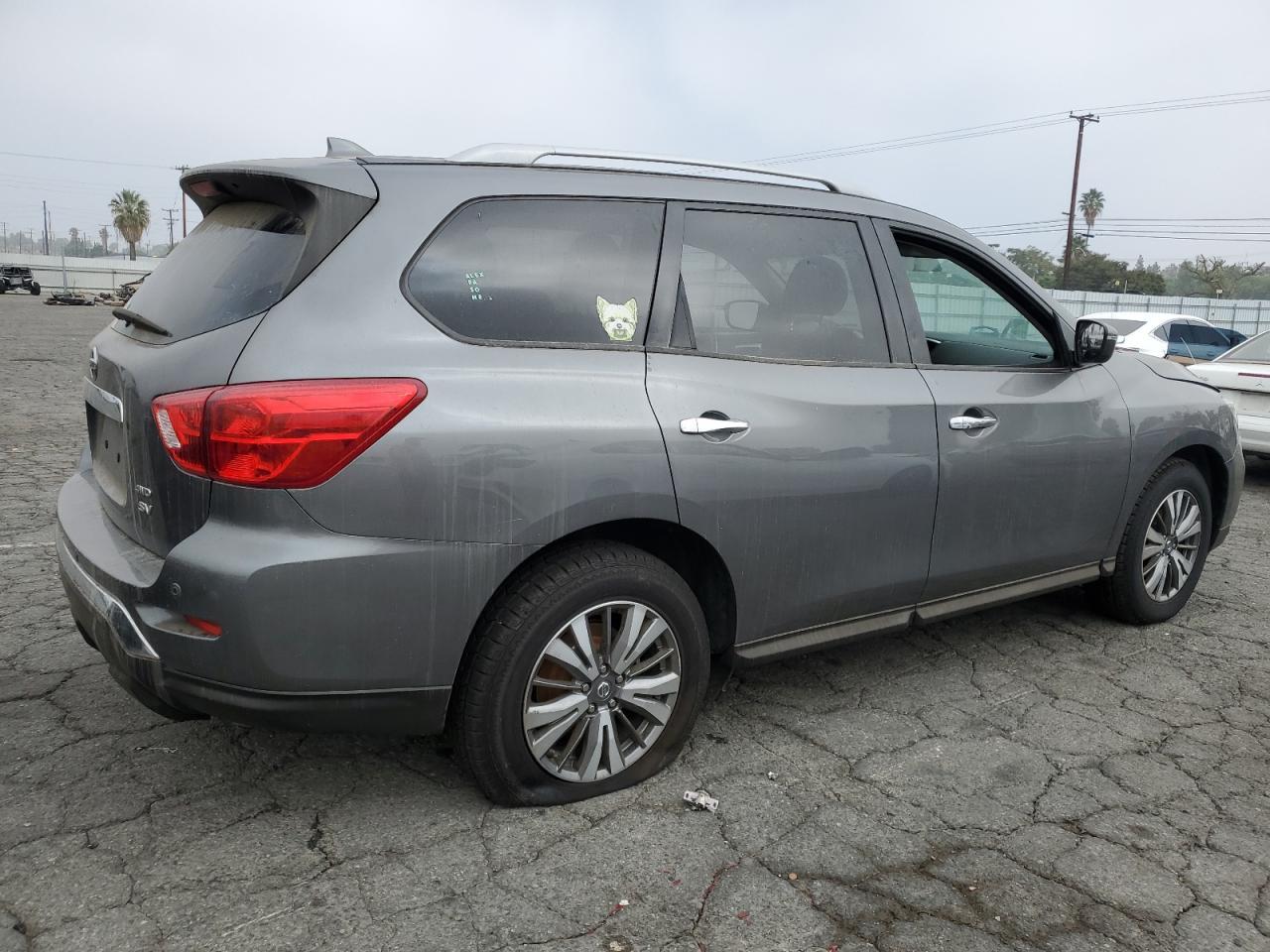 2020 Nissan Pathfinder, SV