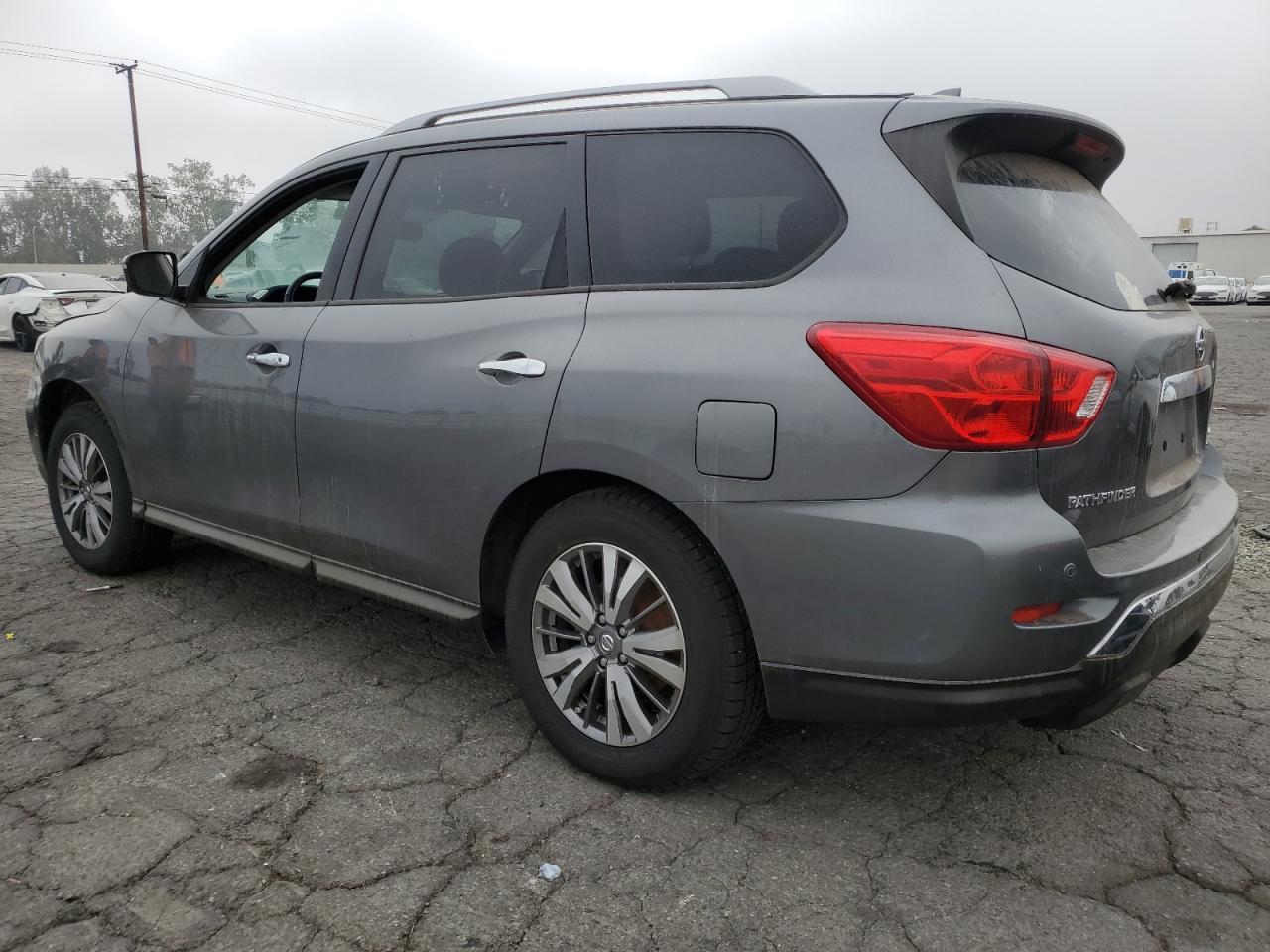 2020 Nissan Pathfinder, SV