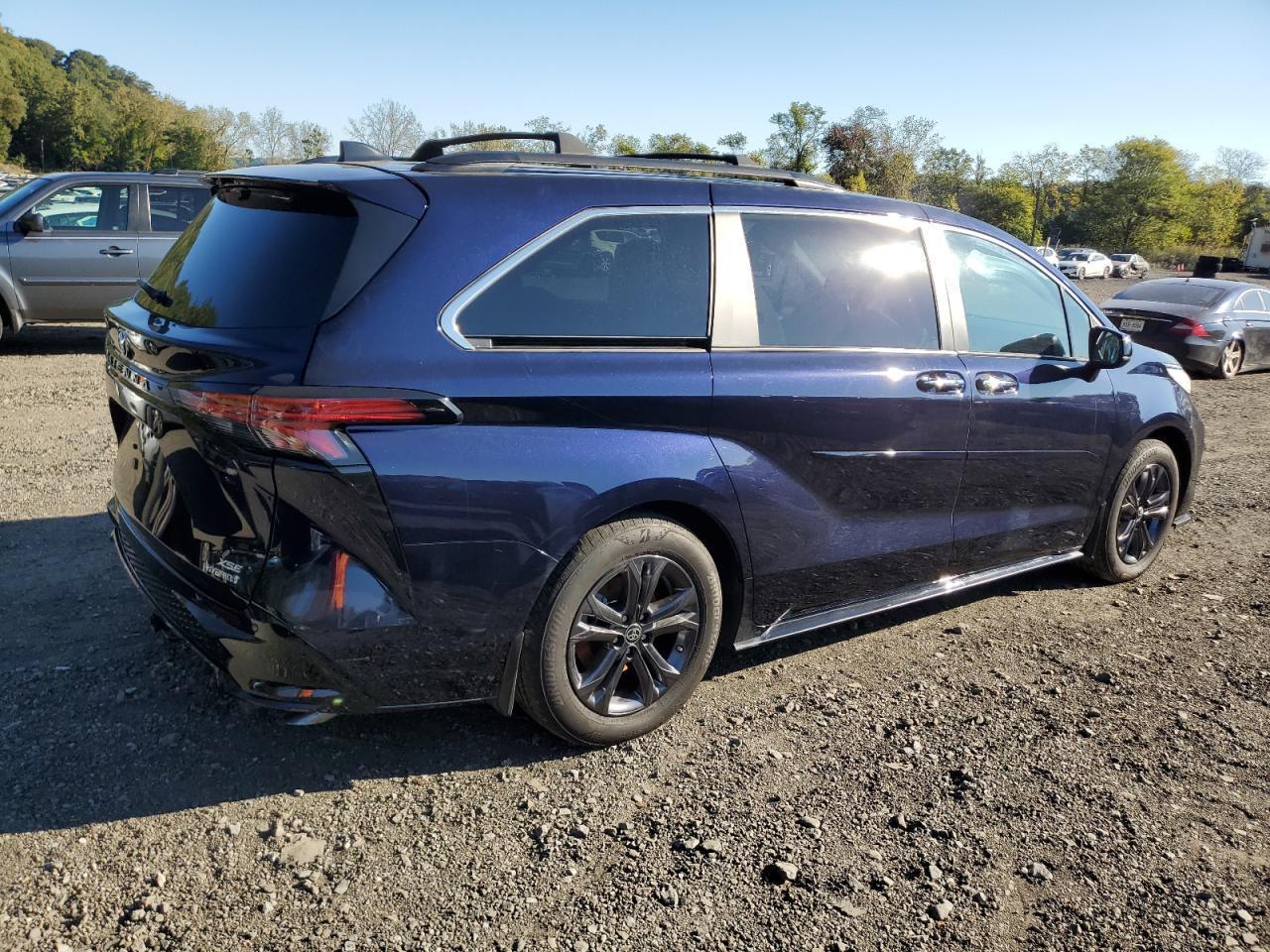 2024 Toyota Sienna, Xse