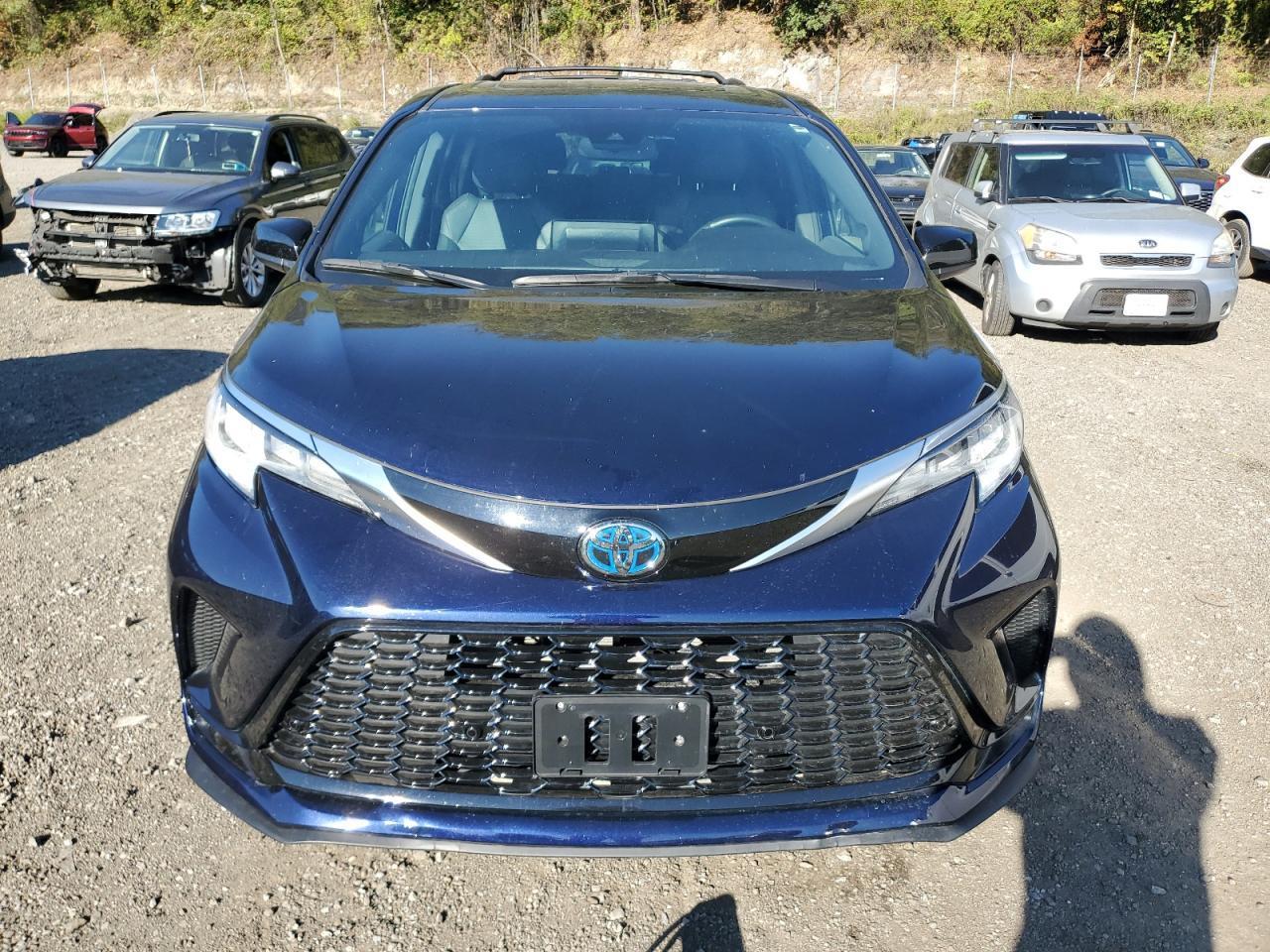 2024 Toyota Sienna, Xse