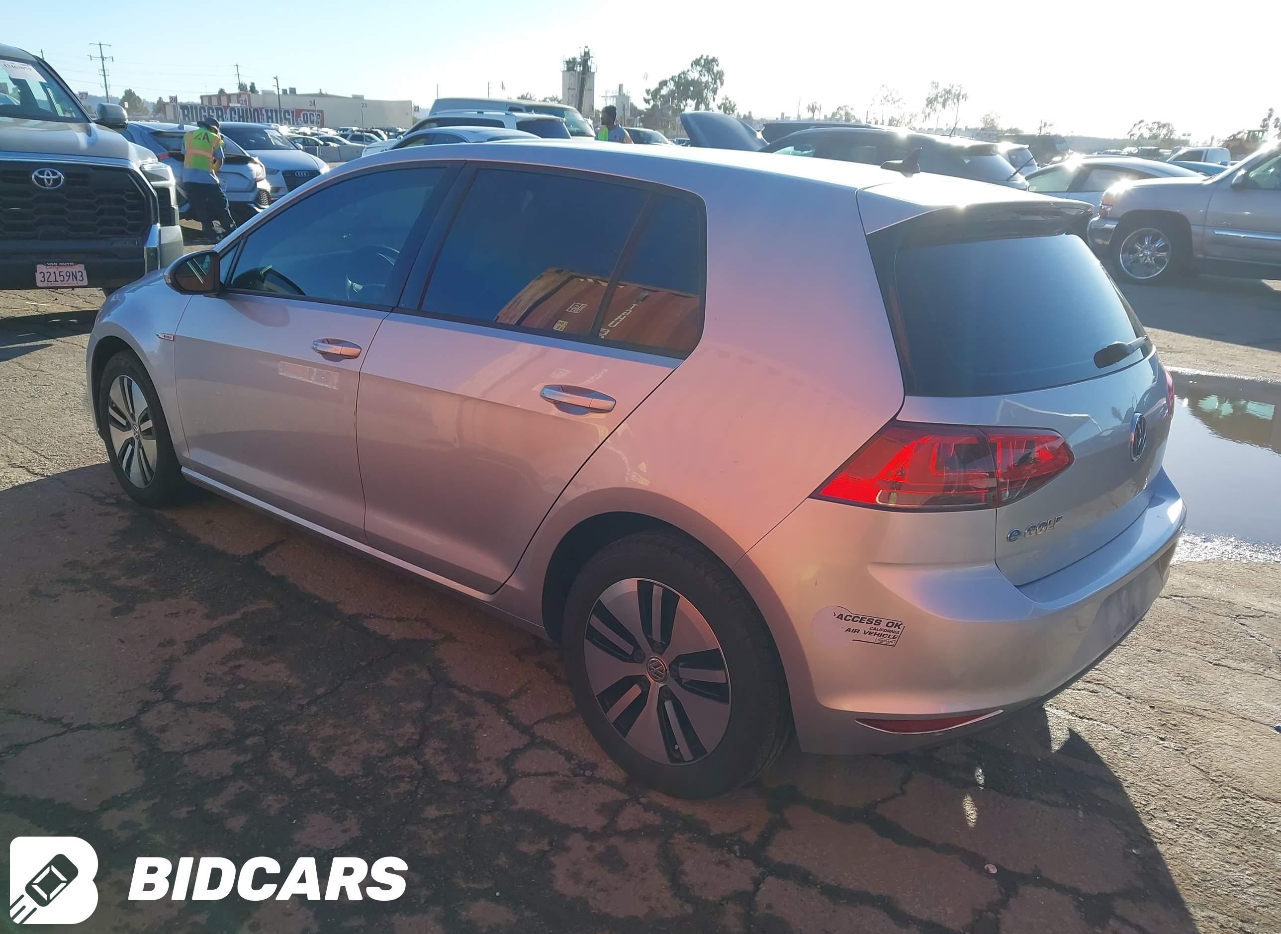 2016 Volkswagen E-Golf, SE