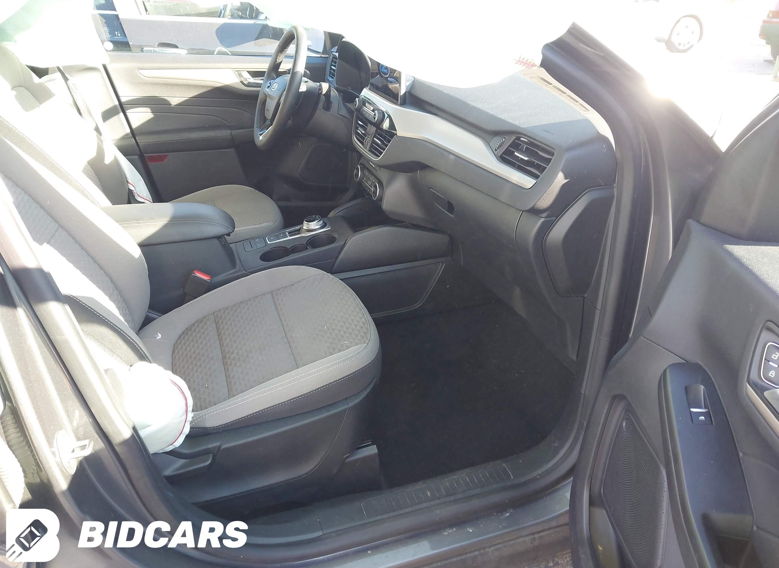 2021 Ford Escape, SE