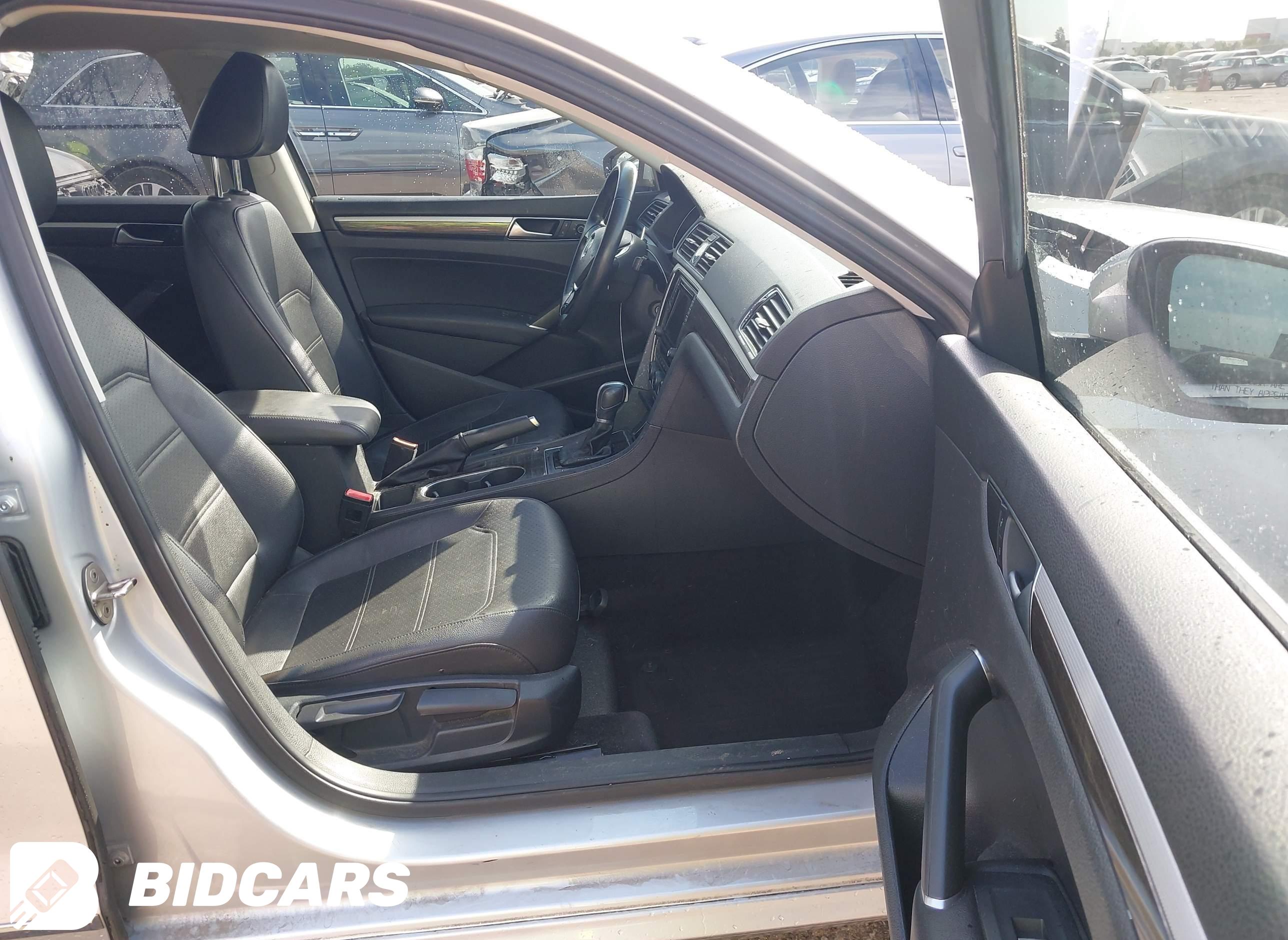 2016 Volkswagen Passat, 1.8T Se