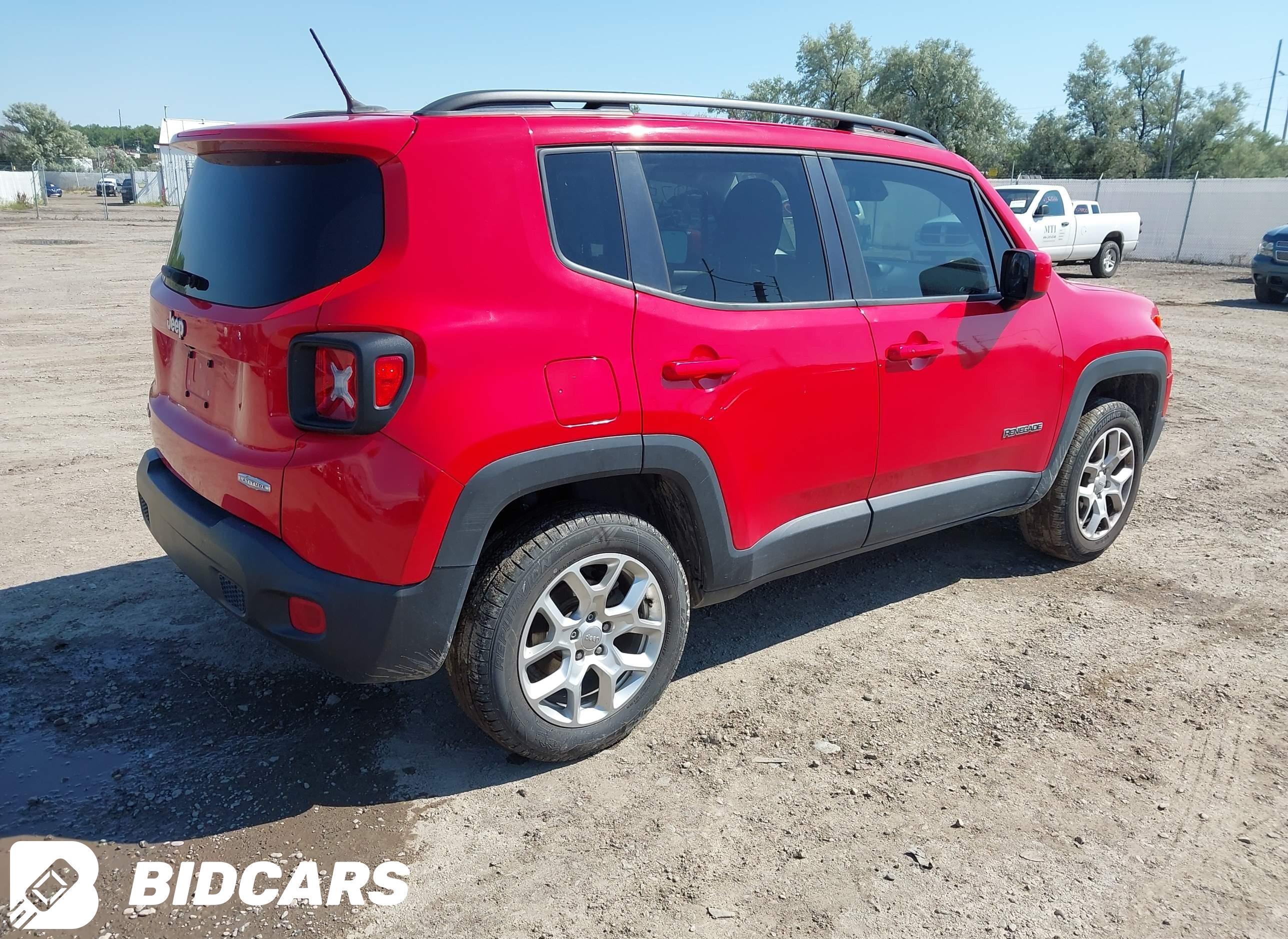 2016 Jeep Renegade, Latitude
