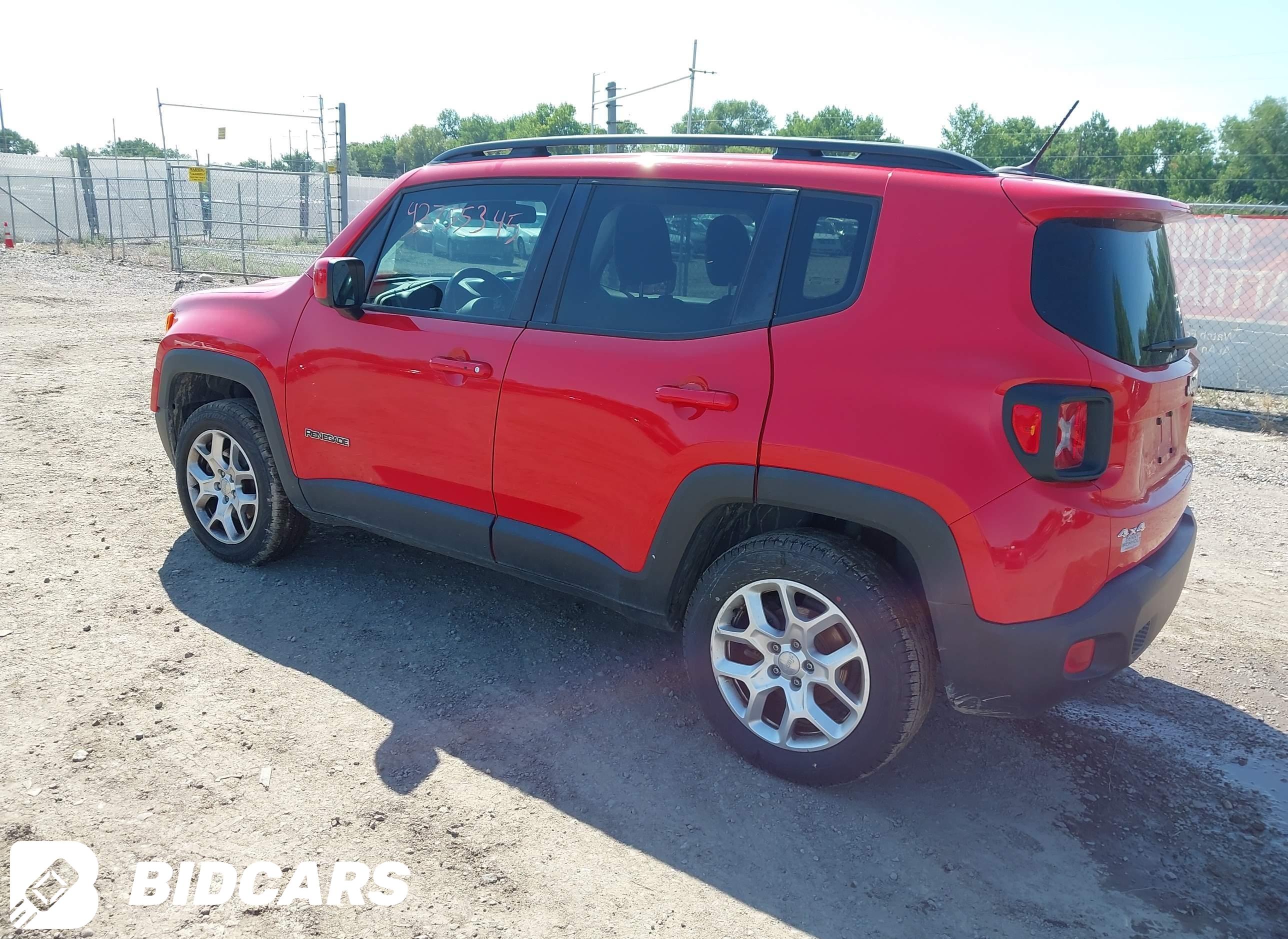 2016 Jeep Renegade, Latitude