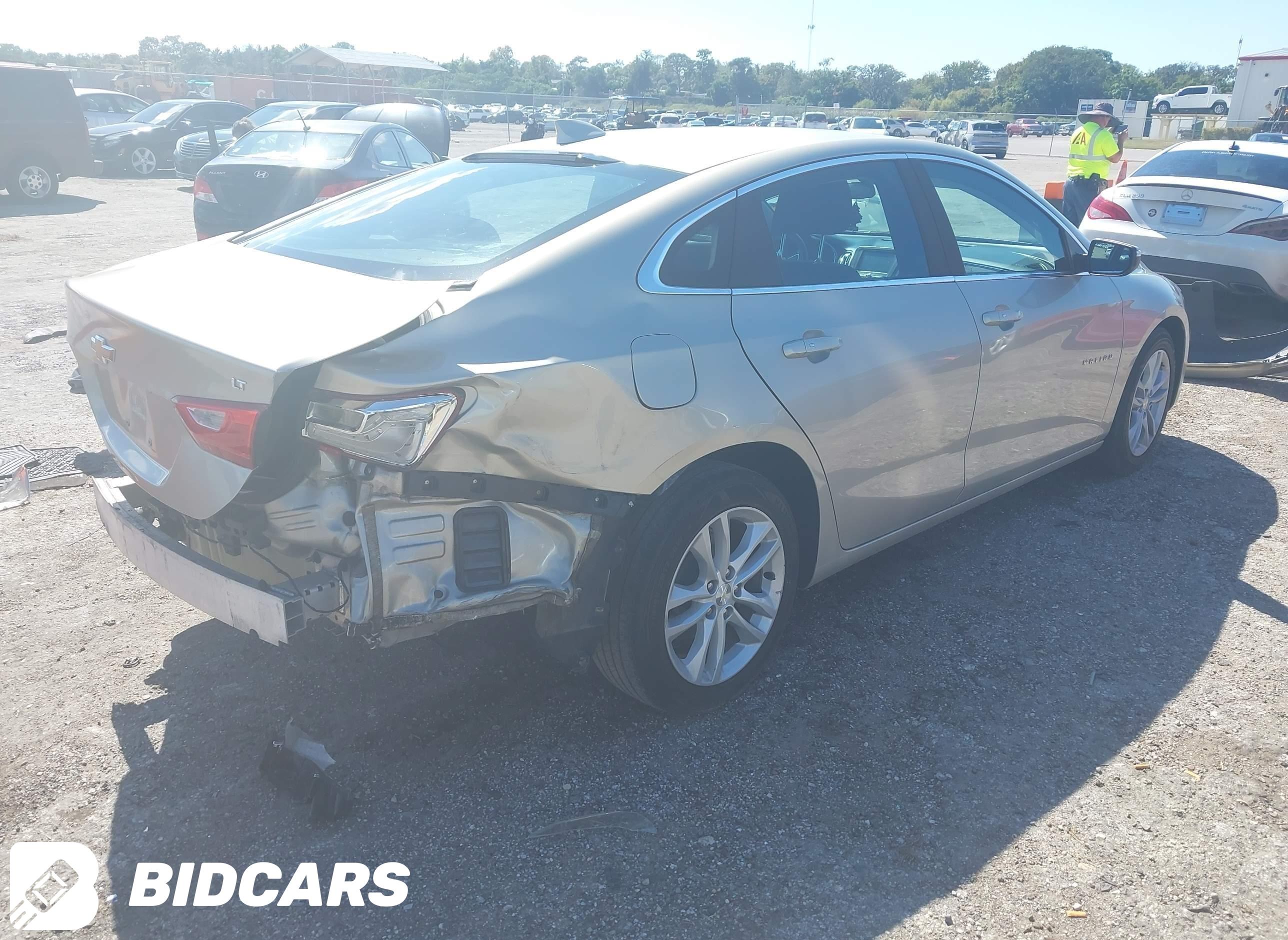 2016 Chevrolet Malibu, 1LT