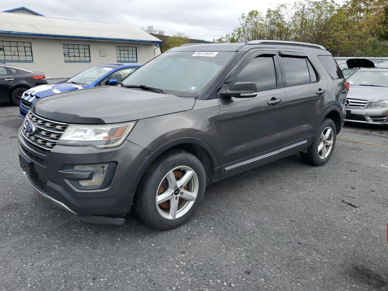 2016 Ford Explorer, Xlt