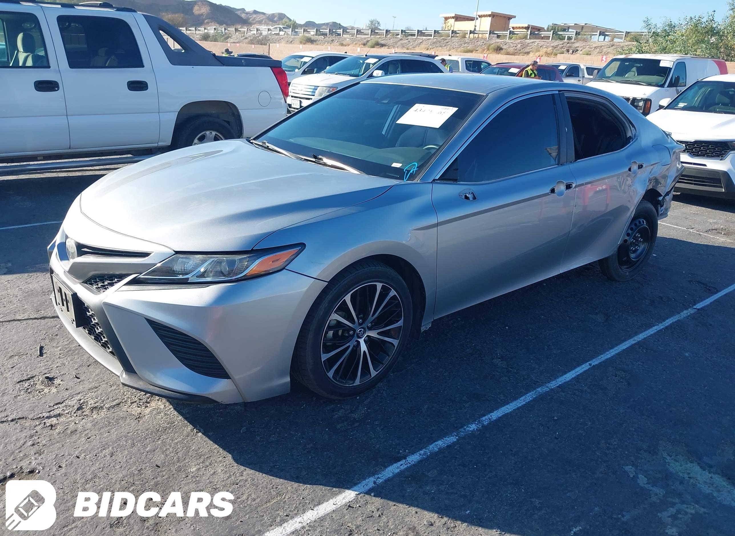 2019 Toyota Camry, SE