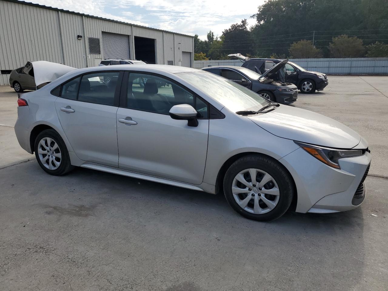 2022 Toyota Corolla, LE