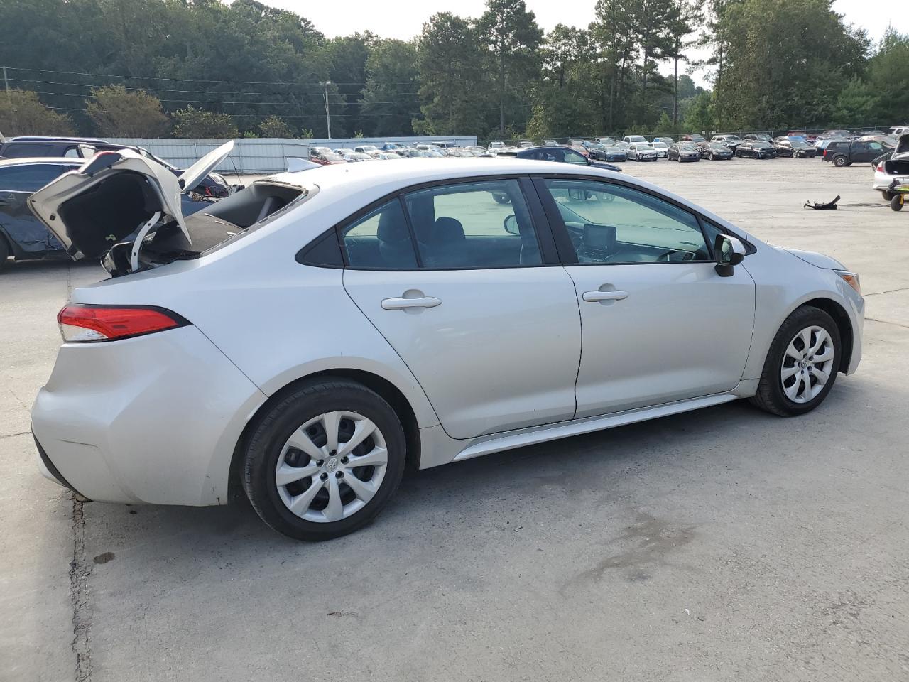 2022 Toyota Corolla, LE