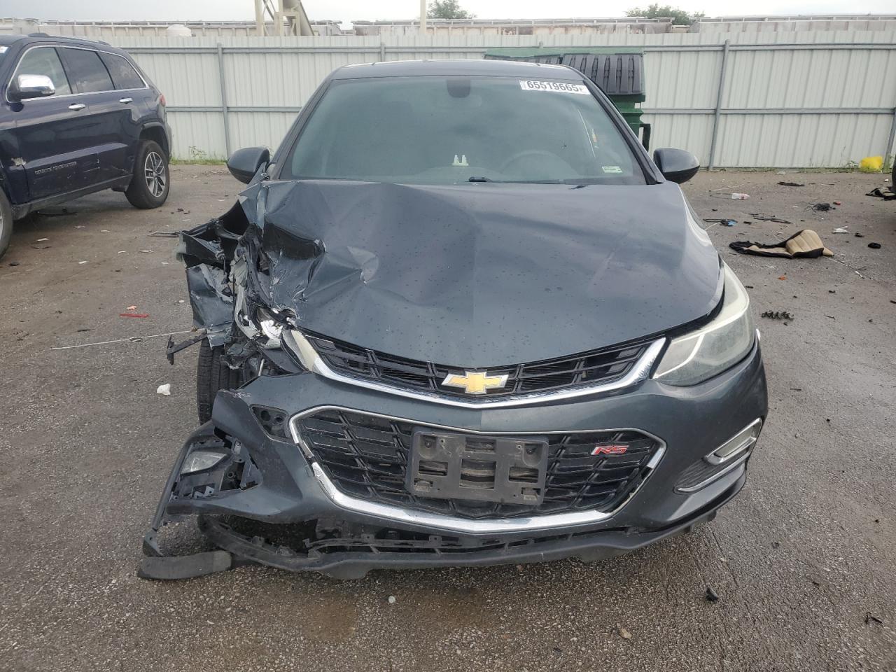 2017 Chevrolet Cruze, LT