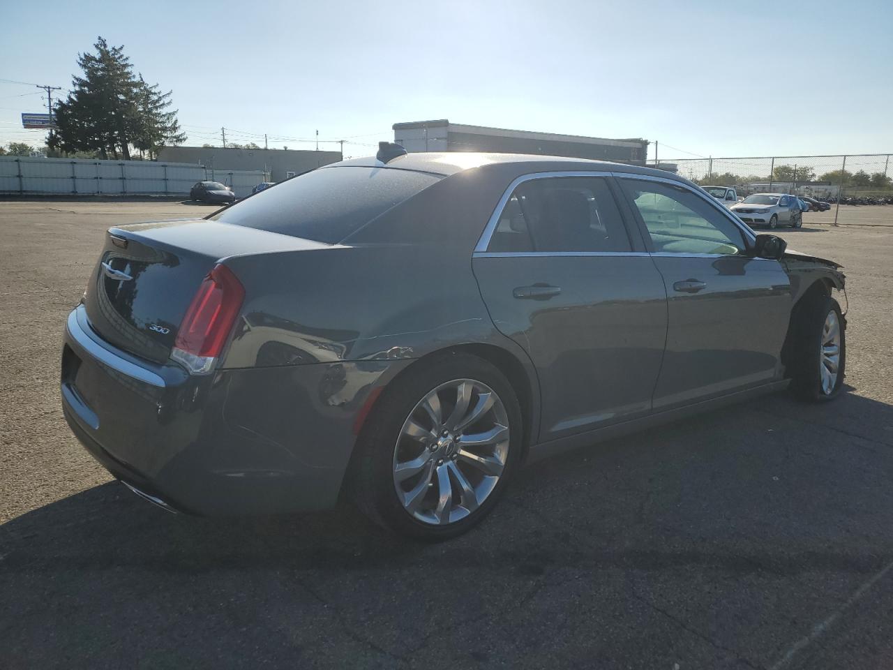 2019 Chrysler 300, Touring
