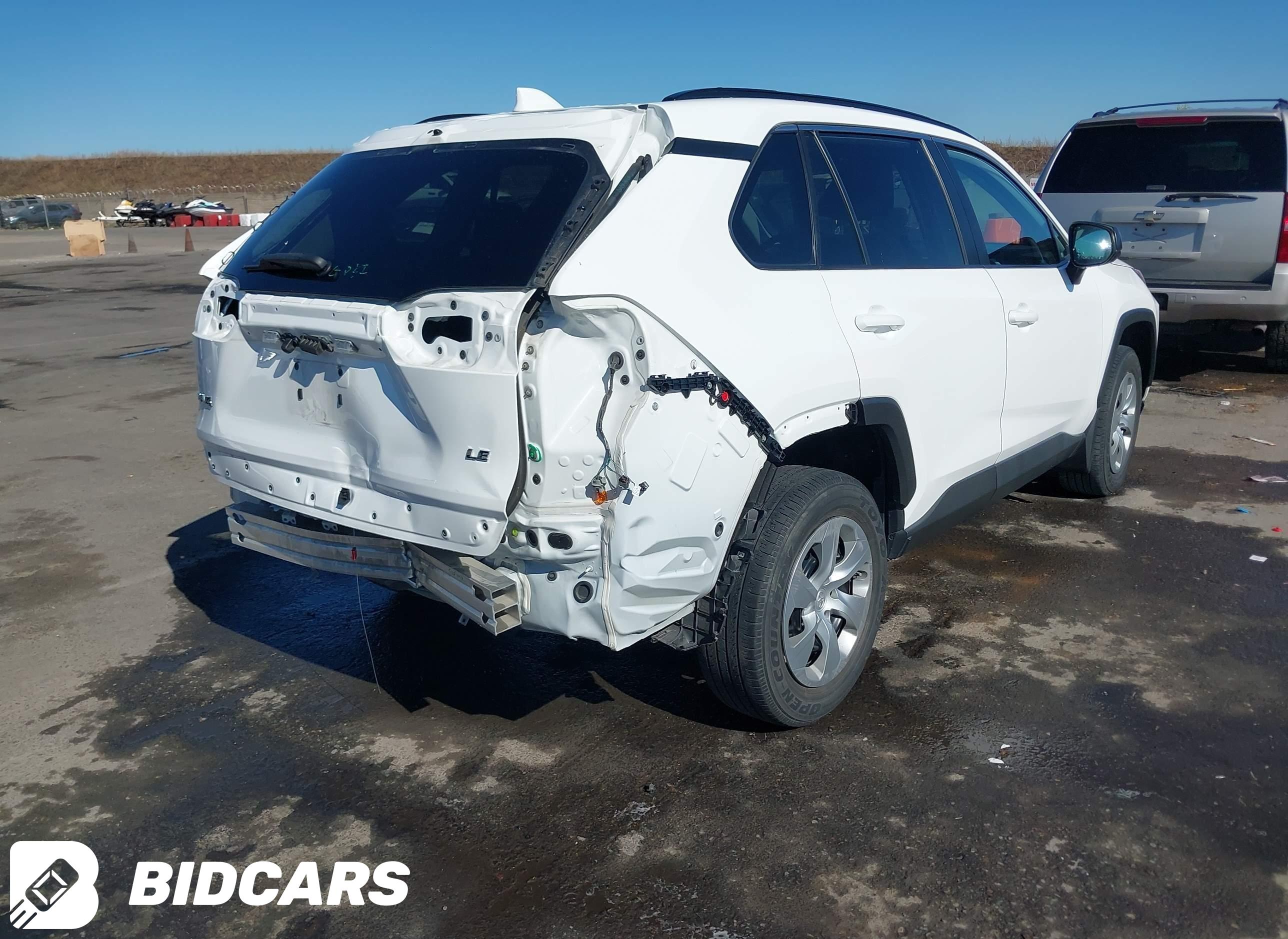 2021 Toyota RAV4, LE