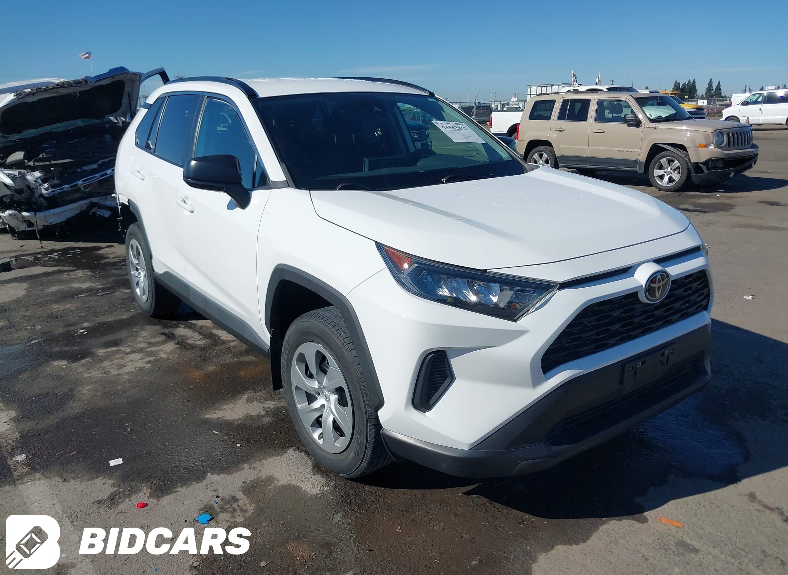 2021 Toyota RAV4, LE