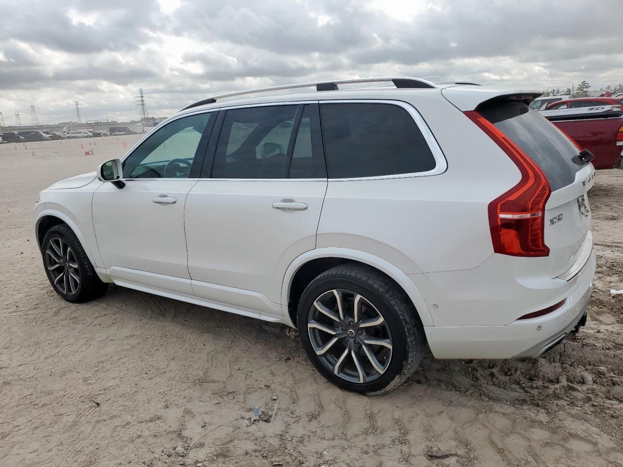 2018 Volvo XC90, T6