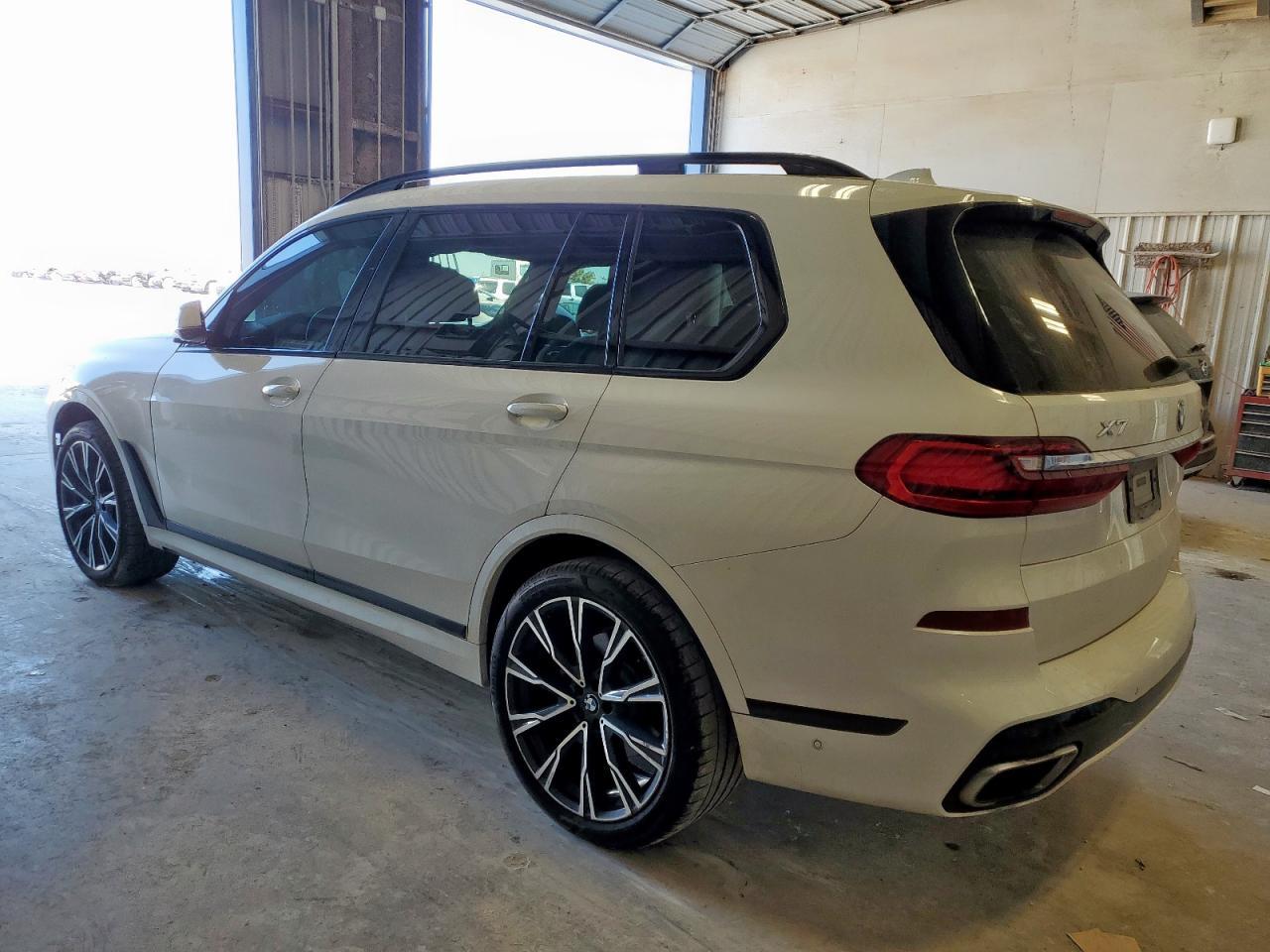 2020 BMW X7, Xdrive40I