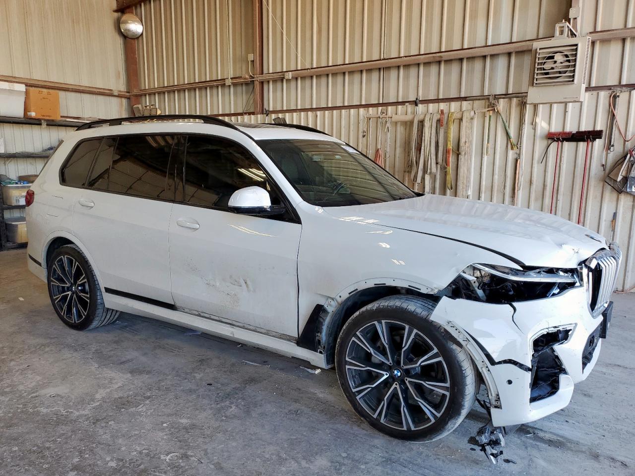 2020 BMW X7, Xdrive40I