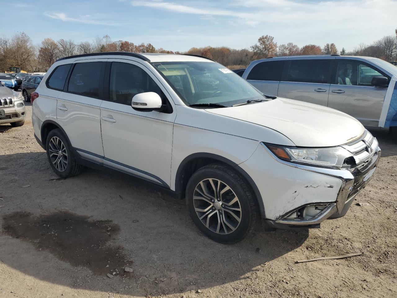 2016 Mitsubishi Outlander, SE