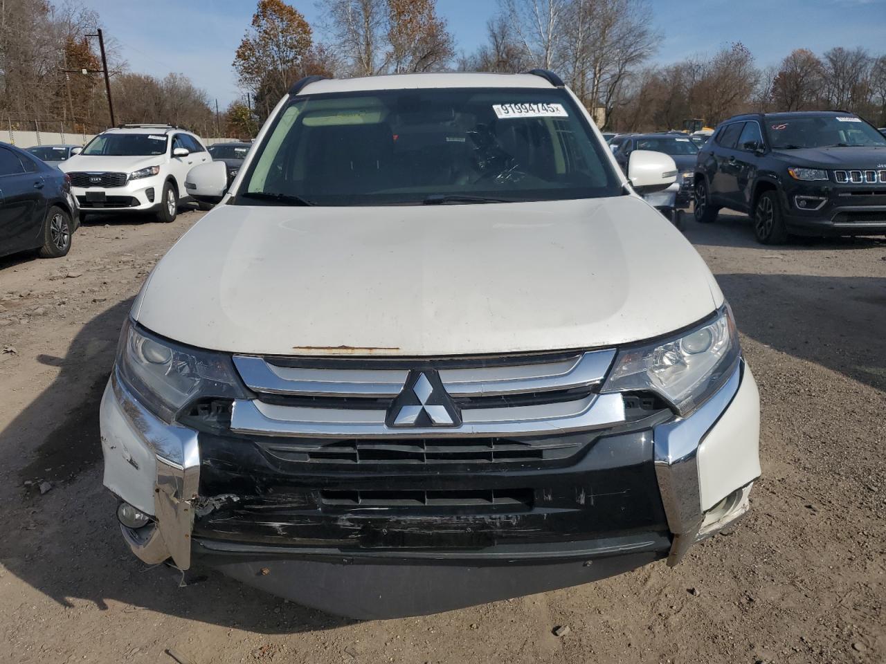 2016 Mitsubishi Outlander, SE