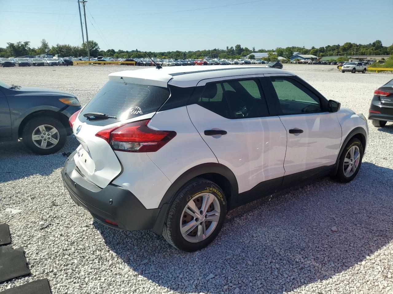 2020 Nissan Kicks, S
