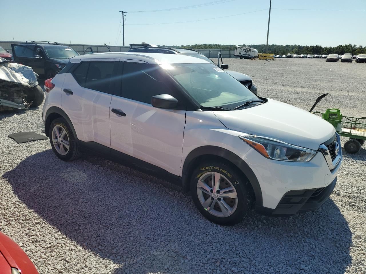 2020 Nissan Kicks, S