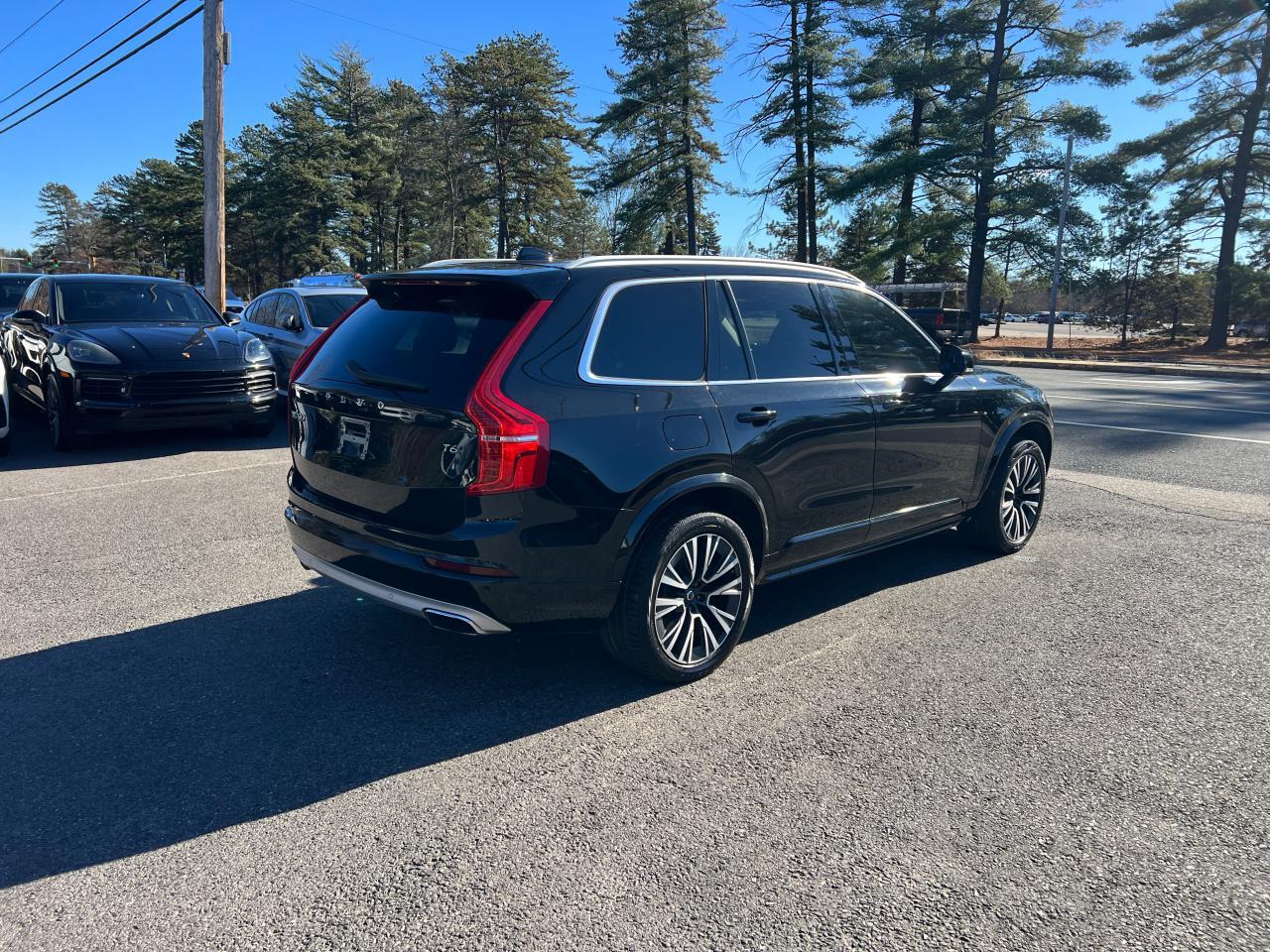 2020 Volvo XC90, T6 Momentum